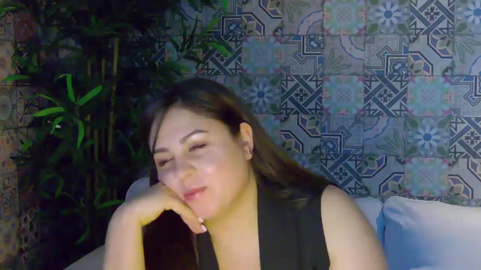 Gallery image thumbnail from NotVanilla's myfreecams stream on, 01/16/2026, 04:22 image 16 of 20