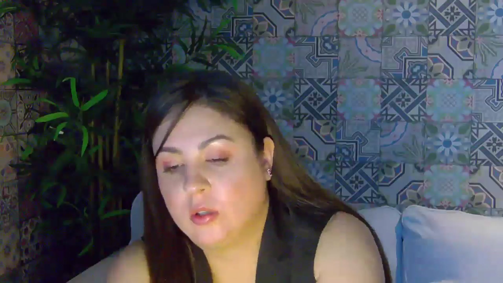 Gallery image thumbnail from NotVanilla's myfreecams stream on, 01/16/2026, 04:22 image 6 of 20