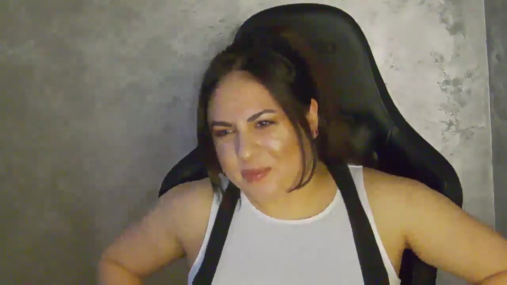 Gallery image thumbnail from NotVanilla's myfreecams stream on, 01/17/2026, 05:00 image 13 of 20