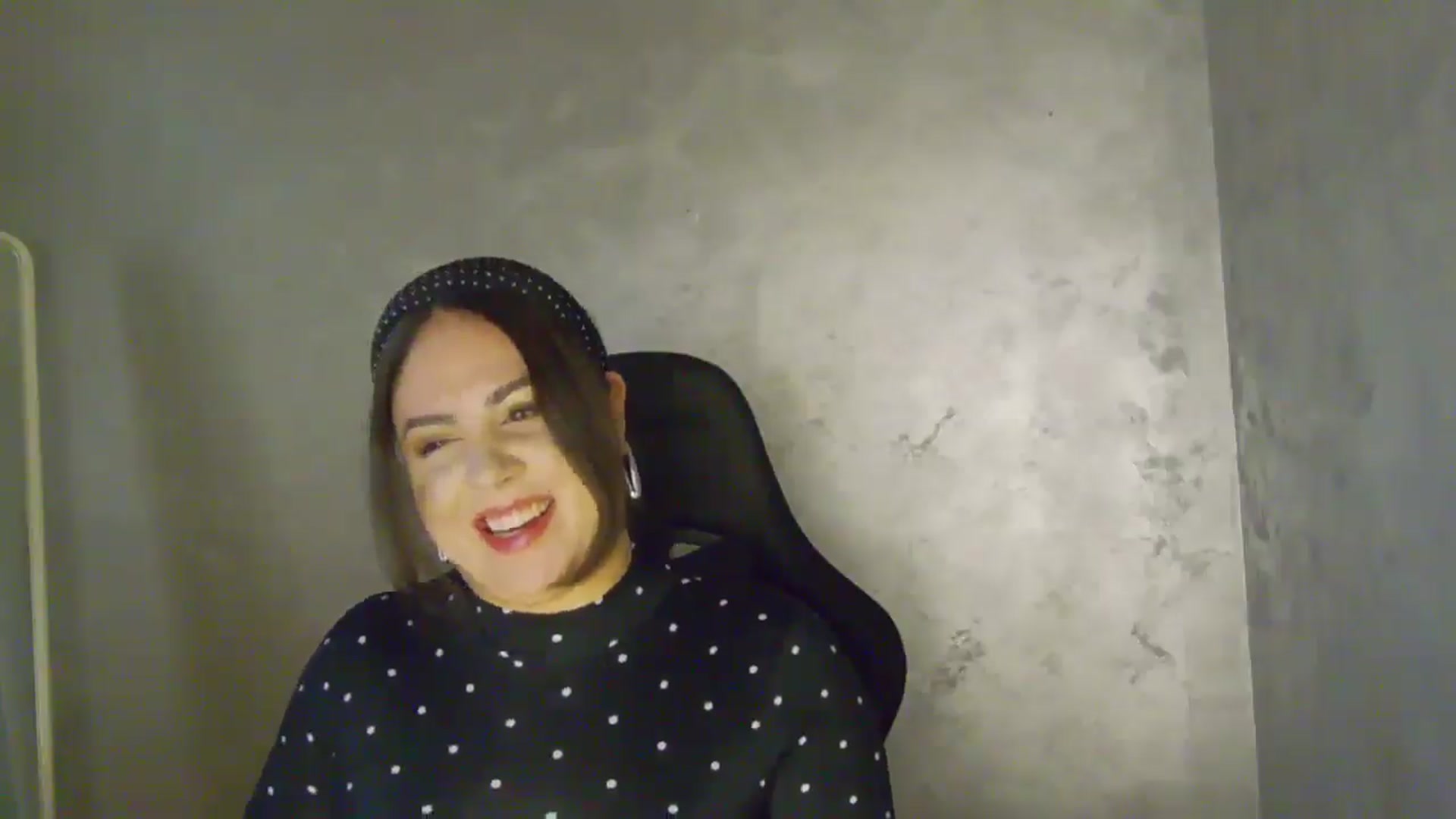 Gallery image thumbnail from NotVanilla's myfreecams stream on, 02/01/2026, 23:45 image 19 of 20