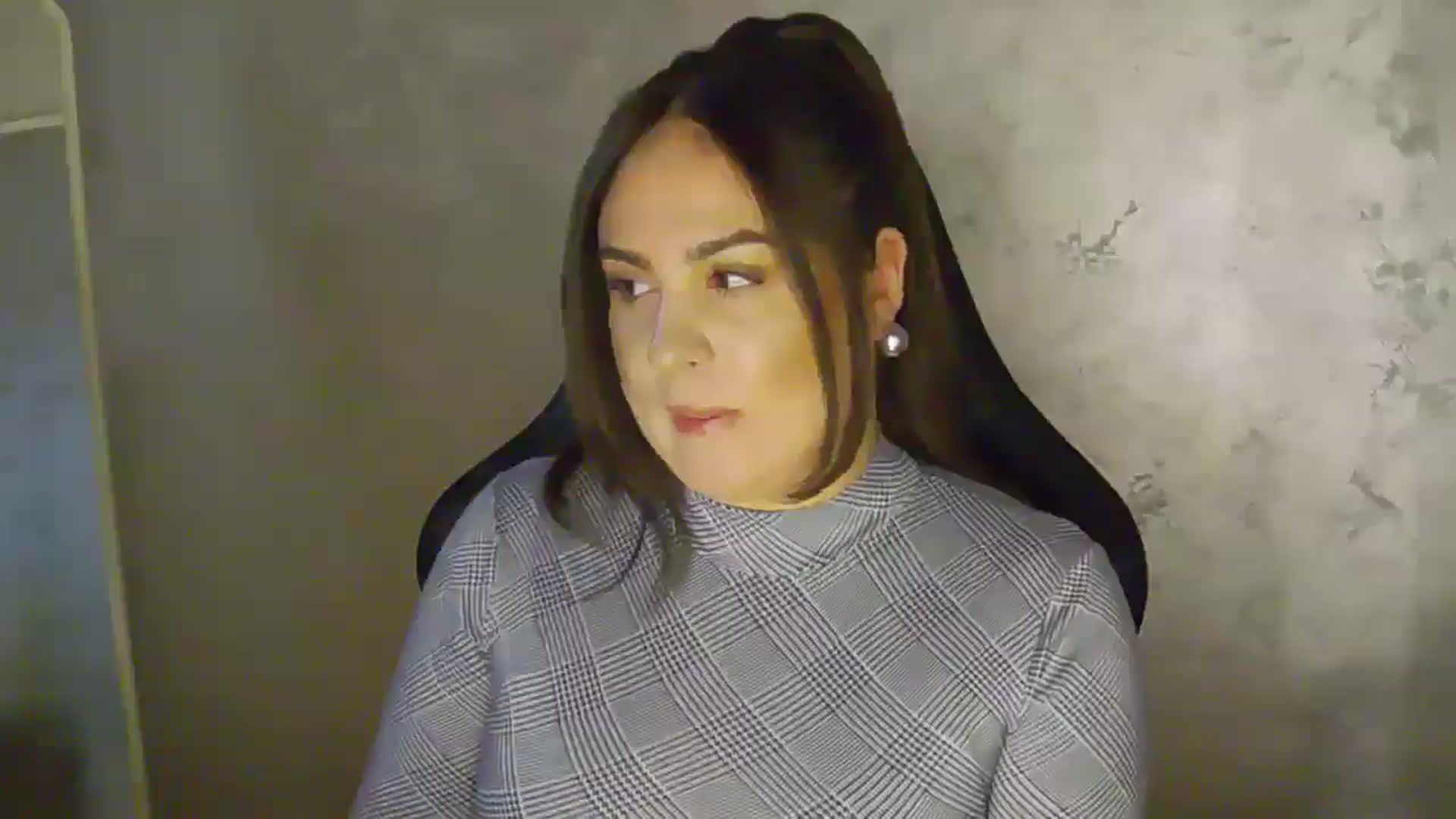 Gallery image thumbnail from NotVanilla's myfreecams stream on, 02/03/2026, 23:33 image 17 of 20