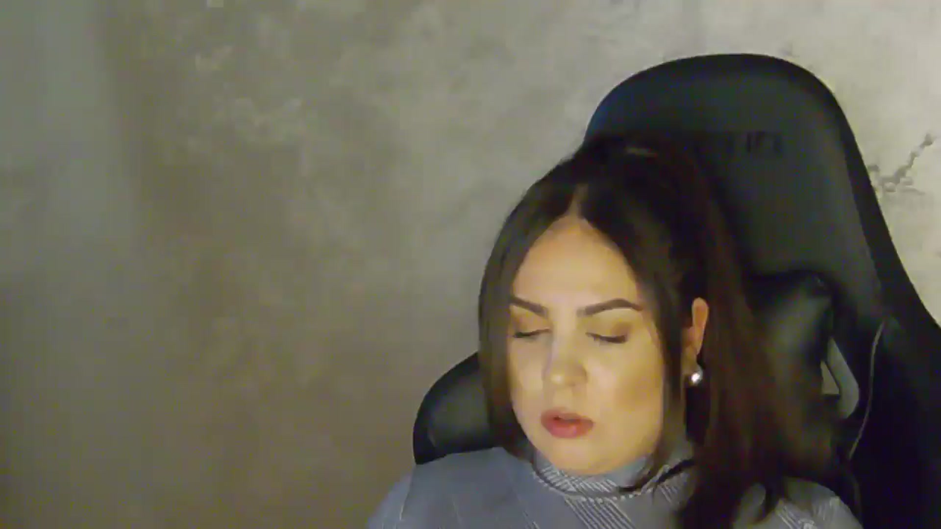 Gallery image thumbnail from NotVanilla's myfreecams stream on, 02/03/2026, 23:33 image 13 of 20