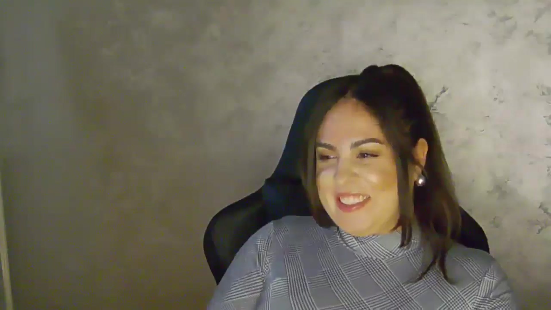 Gallery image thumbnail from NotVanilla's myfreecams stream on, 02/04/2026, 24:09 image 16 of 20