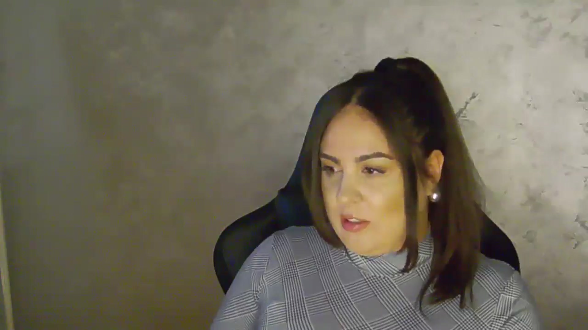 Gallery image thumbnail from NotVanilla's myfreecams stream on, 02/04/2026, 24:09 image 6 of 20