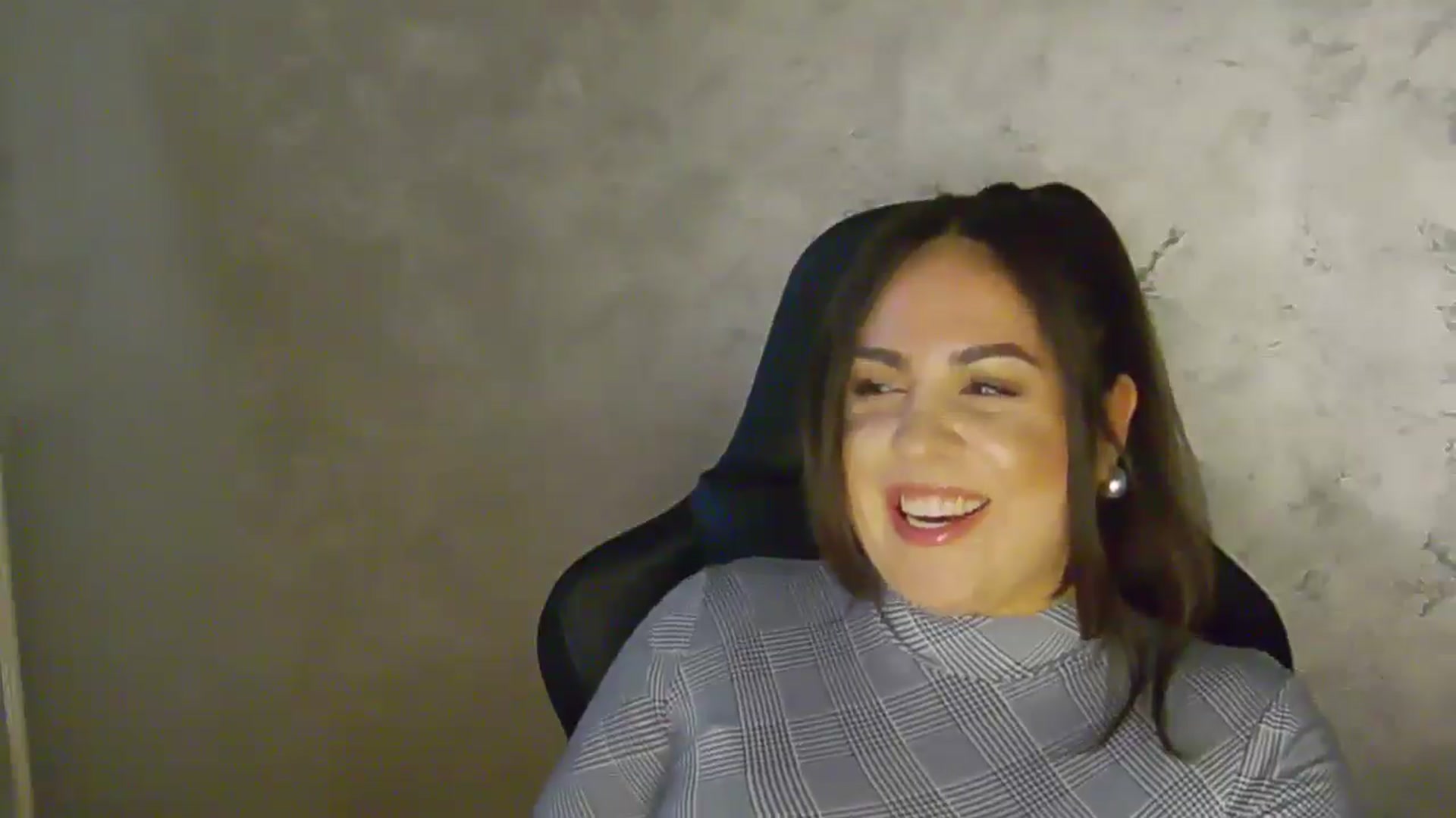Gallery image thumbnail from NotVanilla's myfreecams stream on, 02/04/2026, 24:09 image 14 of 20
