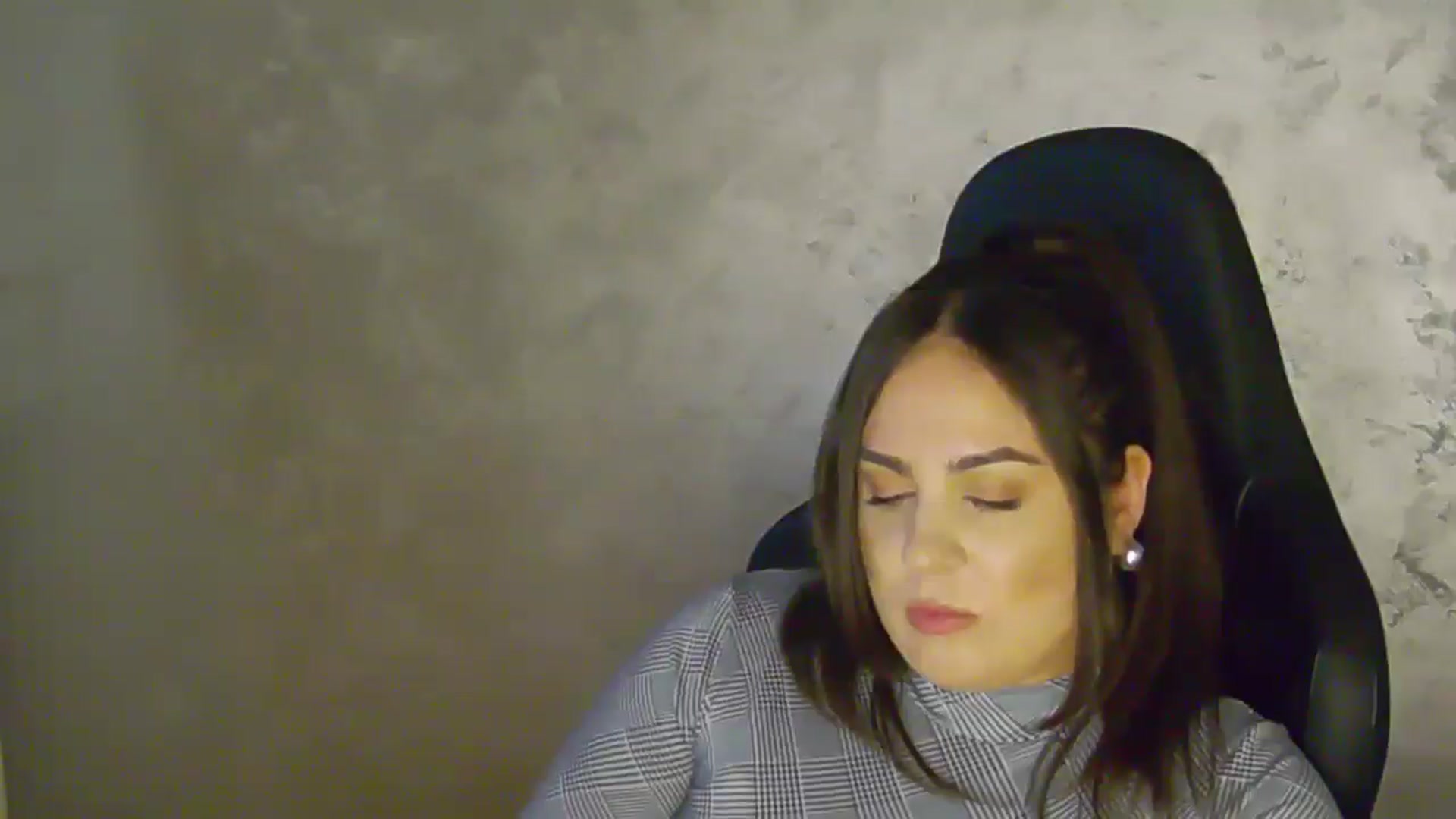 Gallery image thumbnail from NotVanilla's myfreecams stream on, 02/04/2026, 02:02 image 3 of 20