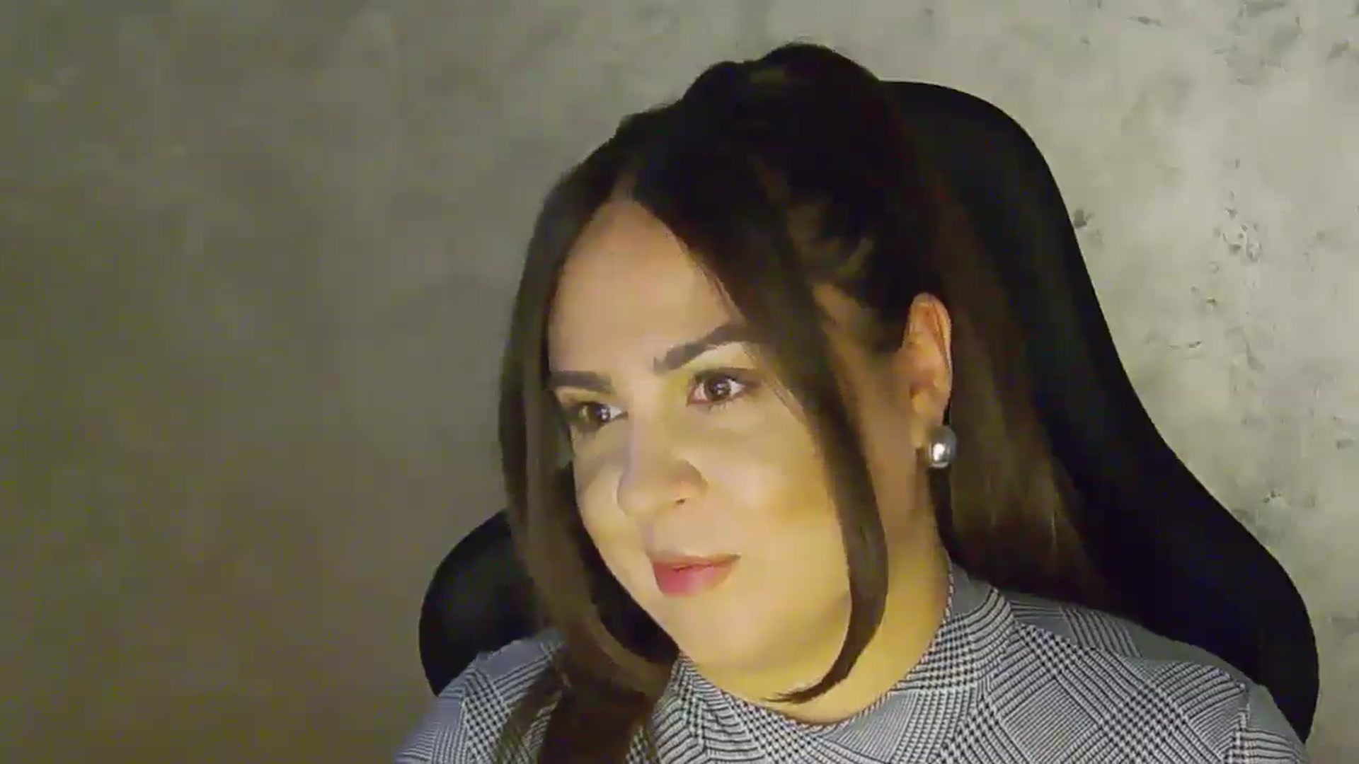 Gallery image thumbnail from NotVanilla's myfreecams stream on, 02/04/2026, 02:02 image 16 of 20