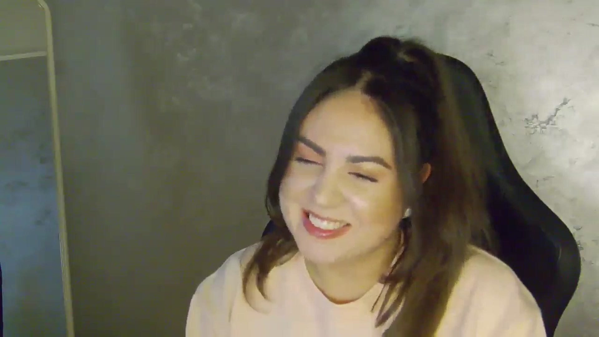 Gallery image thumbnail from NotVanilla's myfreecams stream on, 02/04/2026, 23:42 image 13 of 20