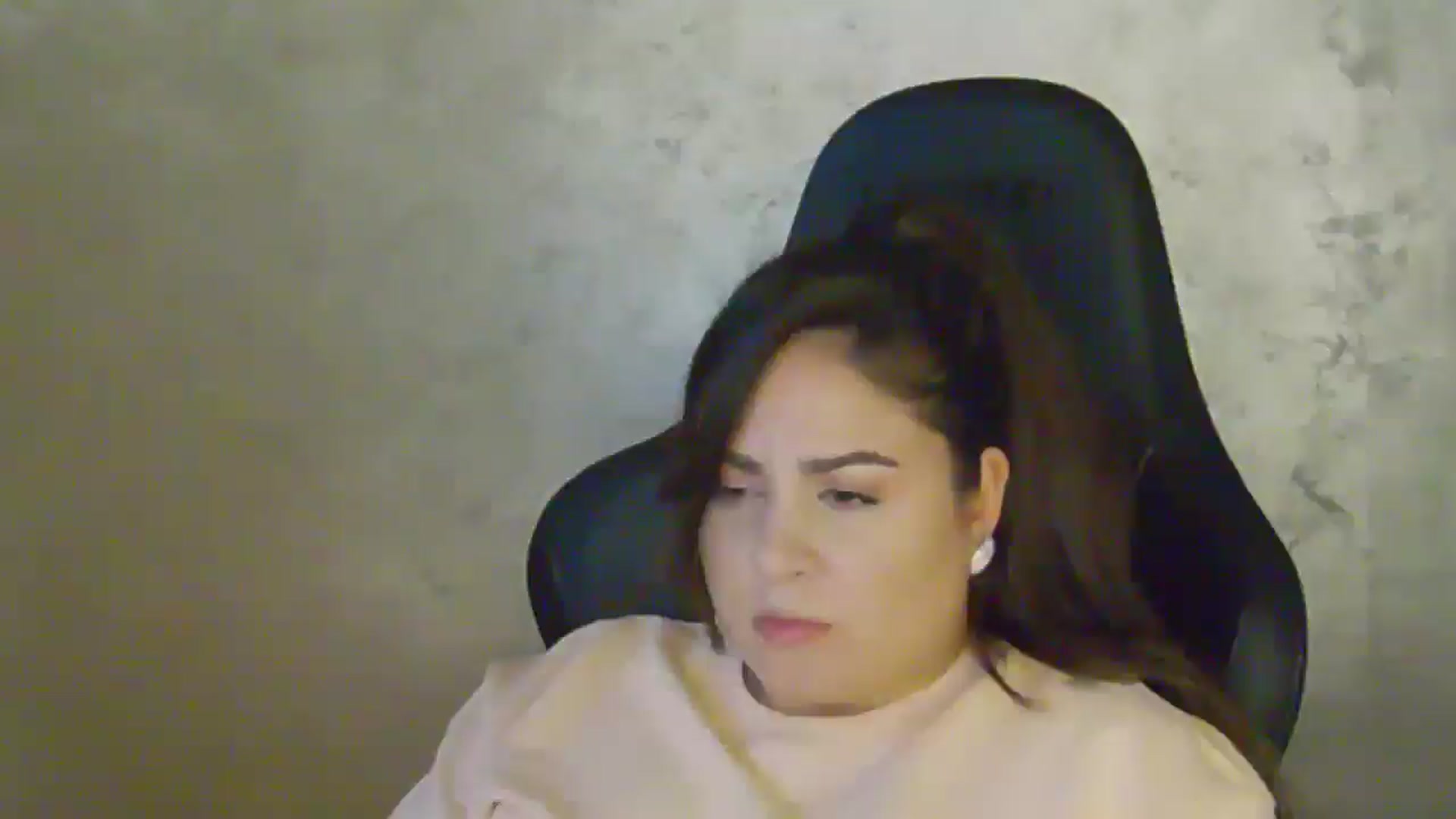 Gallery image thumbnail from NotVanilla's myfreecams stream on, 02/05/2026, 06:13 image 2 of 20