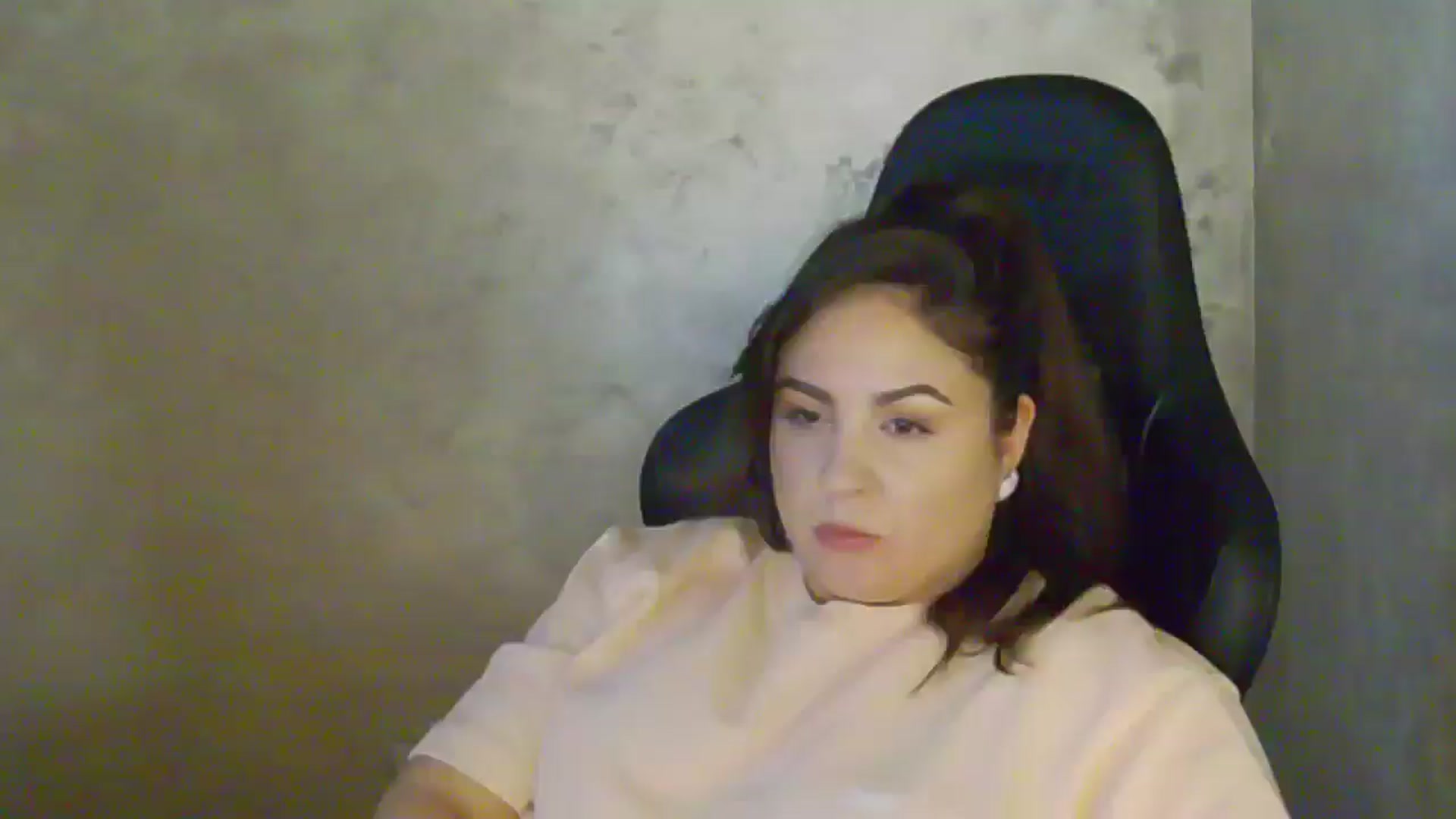 Gallery image thumbnail from NotVanilla's myfreecams stream on, 02/05/2026, 06:13 image 13 of 20