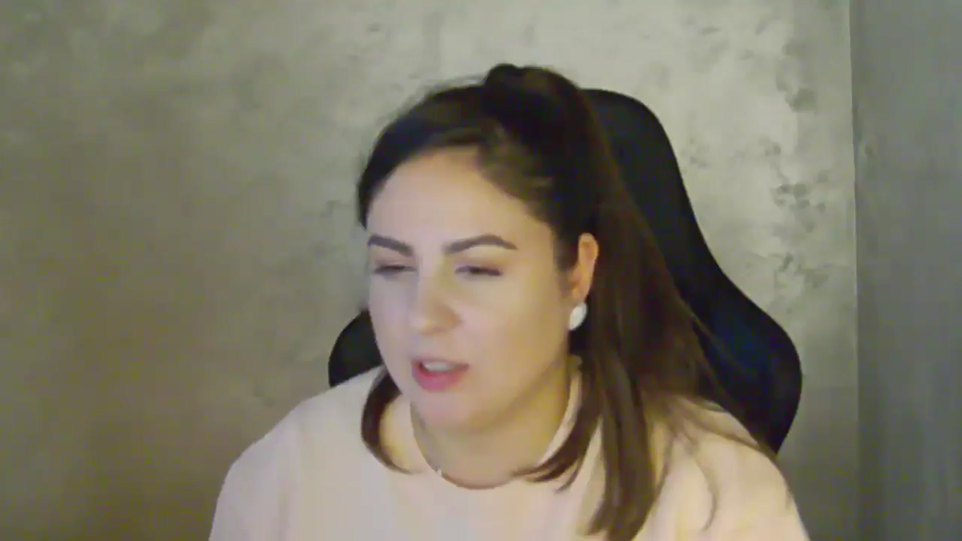 Gallery image thumbnail from NotVanilla's myfreecams stream on, 02/05/2026, 06:13 image 18 of 20