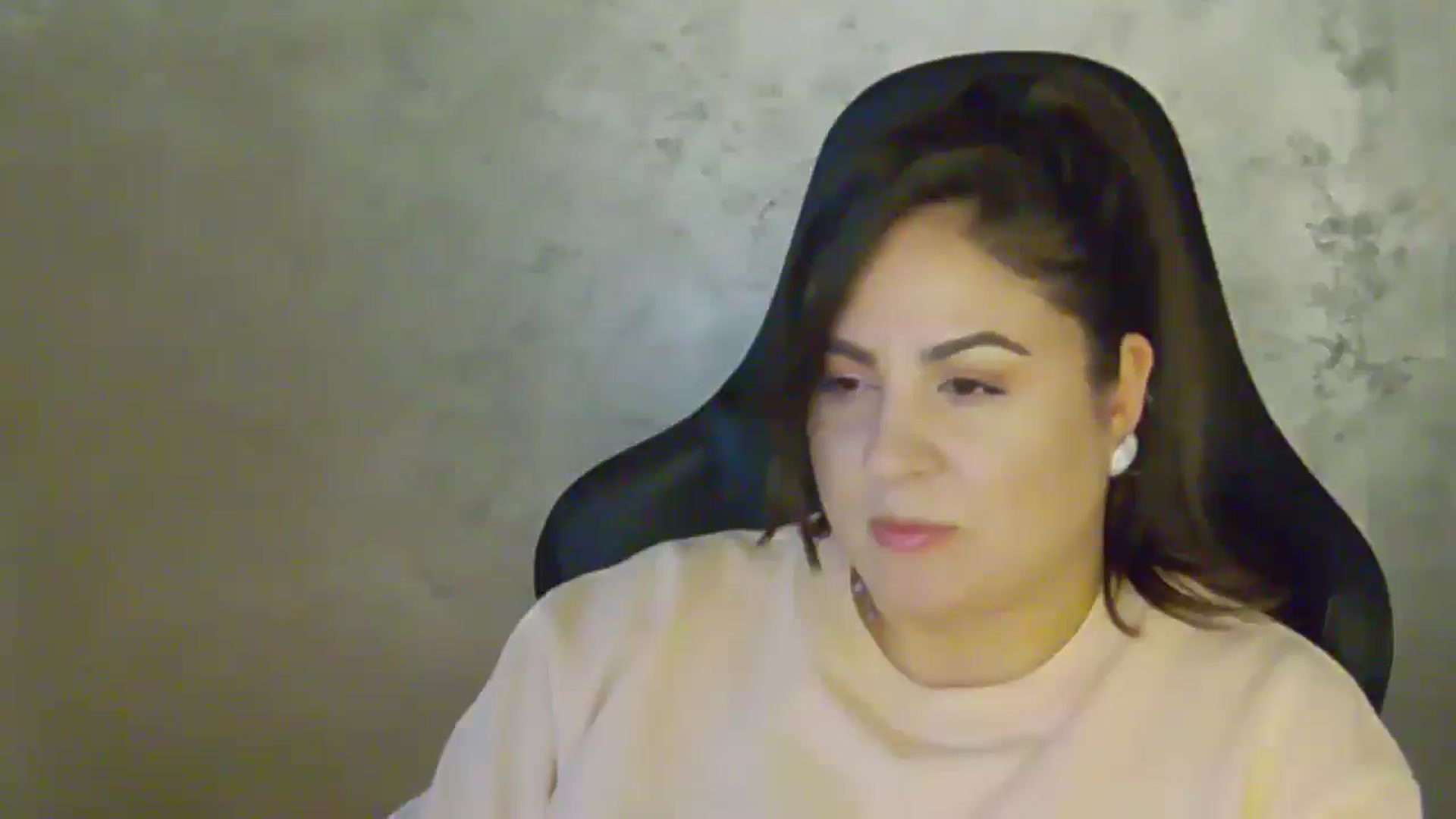 Gallery image thumbnail from NotVanilla's myfreecams stream on, 02/05/2026, 06:13 image 3 of 20