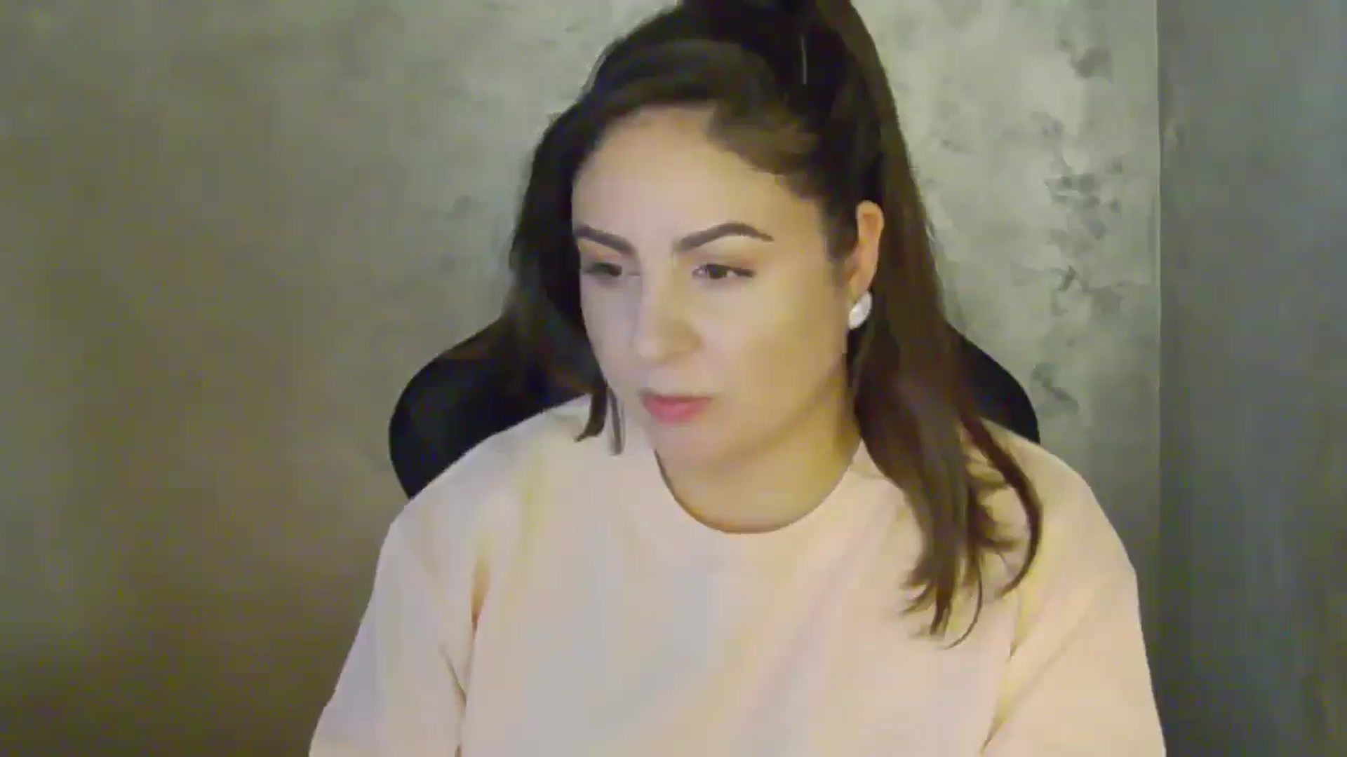 Gallery image thumbnail from NotVanilla's myfreecams stream on, 02/05/2026, 06:13 image 11 of 20