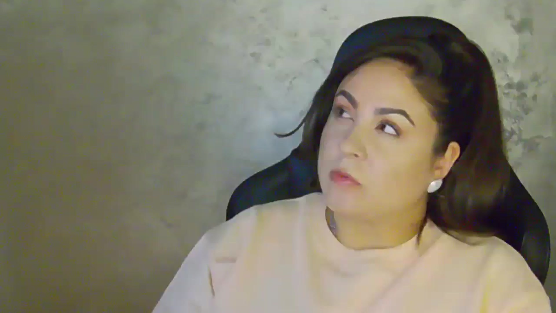 Gallery image thumbnail from NotVanilla's myfreecams stream on, 02/05/2026, 06:13 image 6 of 20