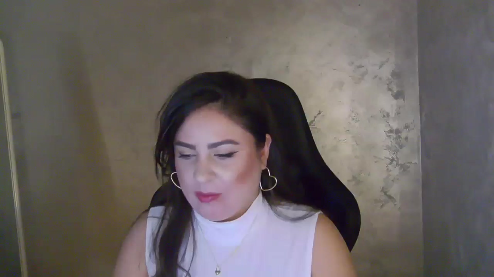 Gallery image thumbnail from NotVanilla's myfreecams stream on, 02/08/2026, 23:47 image 3 of 20