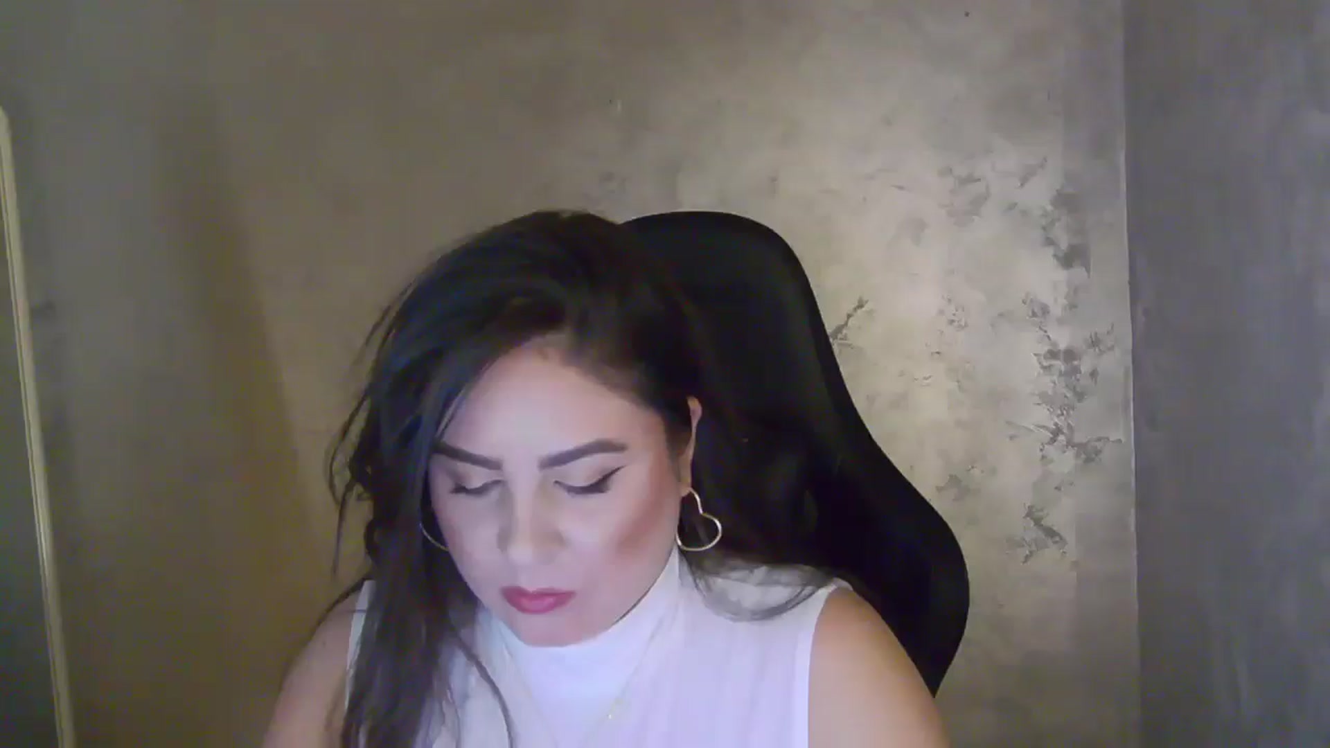 Gallery image thumbnail from NotVanilla's myfreecams stream on, 02/08/2026, 23:47 image 2 of 20