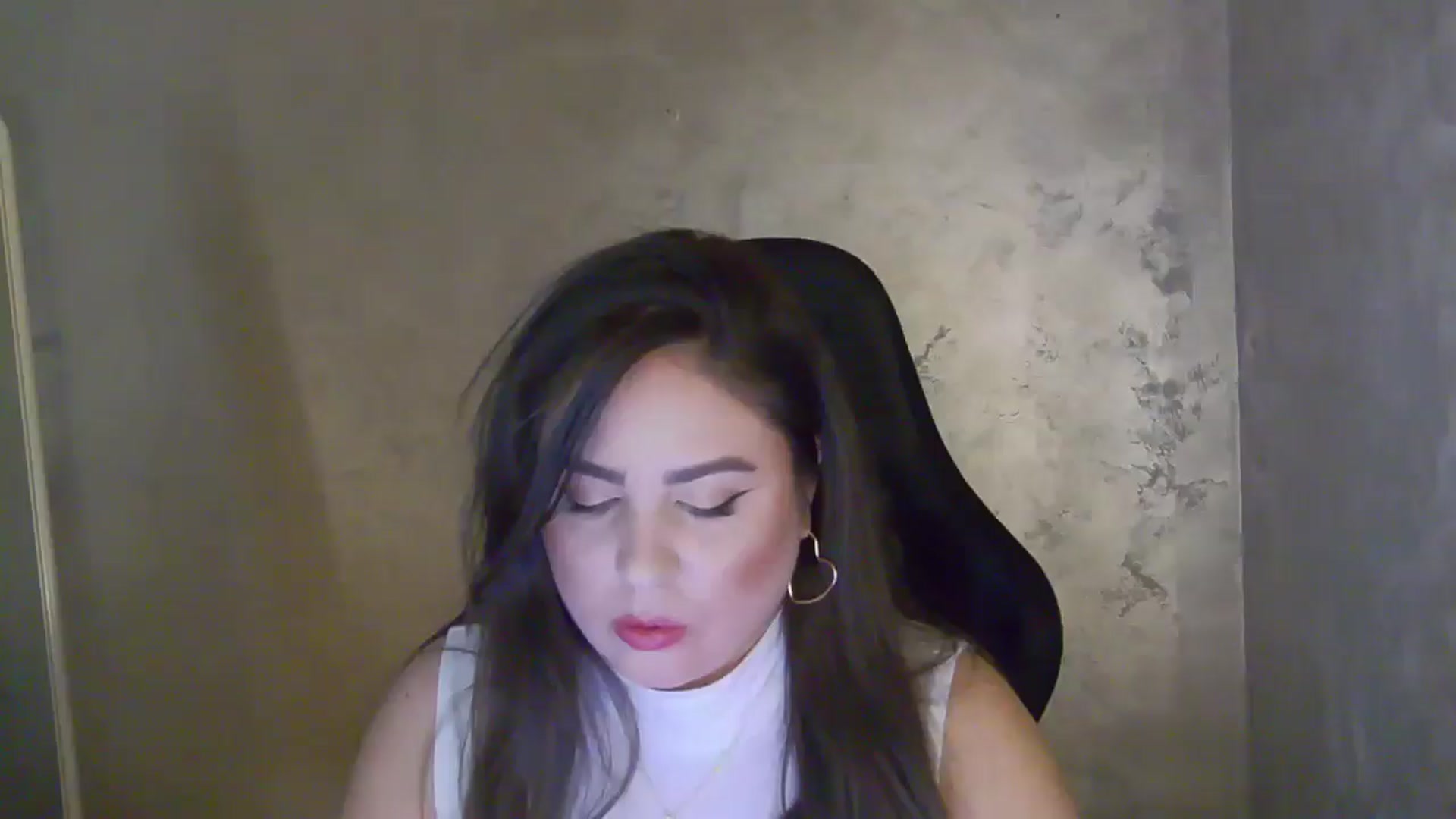 Gallery image thumbnail from NotVanilla's myfreecams stream on, 02/08/2026, 23:47 image 1 of 20