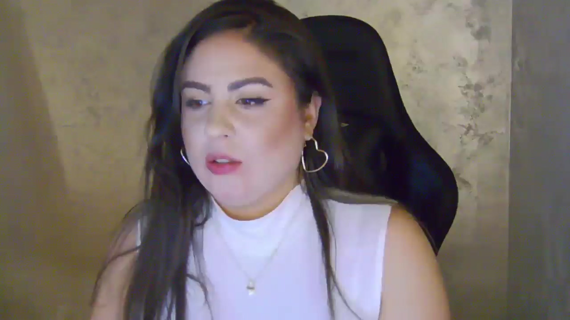 Gallery image thumbnail from NotVanilla's myfreecams stream on, 02/09/2026, 24:54 image 9 of 20