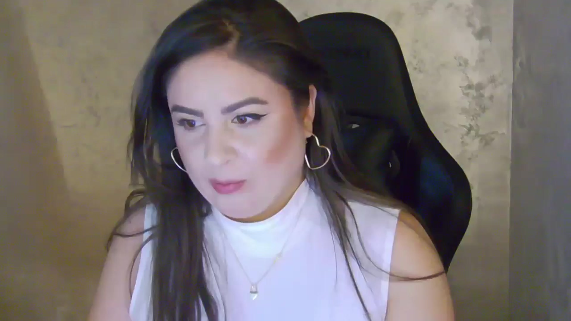 Gallery image thumbnail from NotVanilla's myfreecams stream on, 02/09/2026, 24:54 image 4 of 20