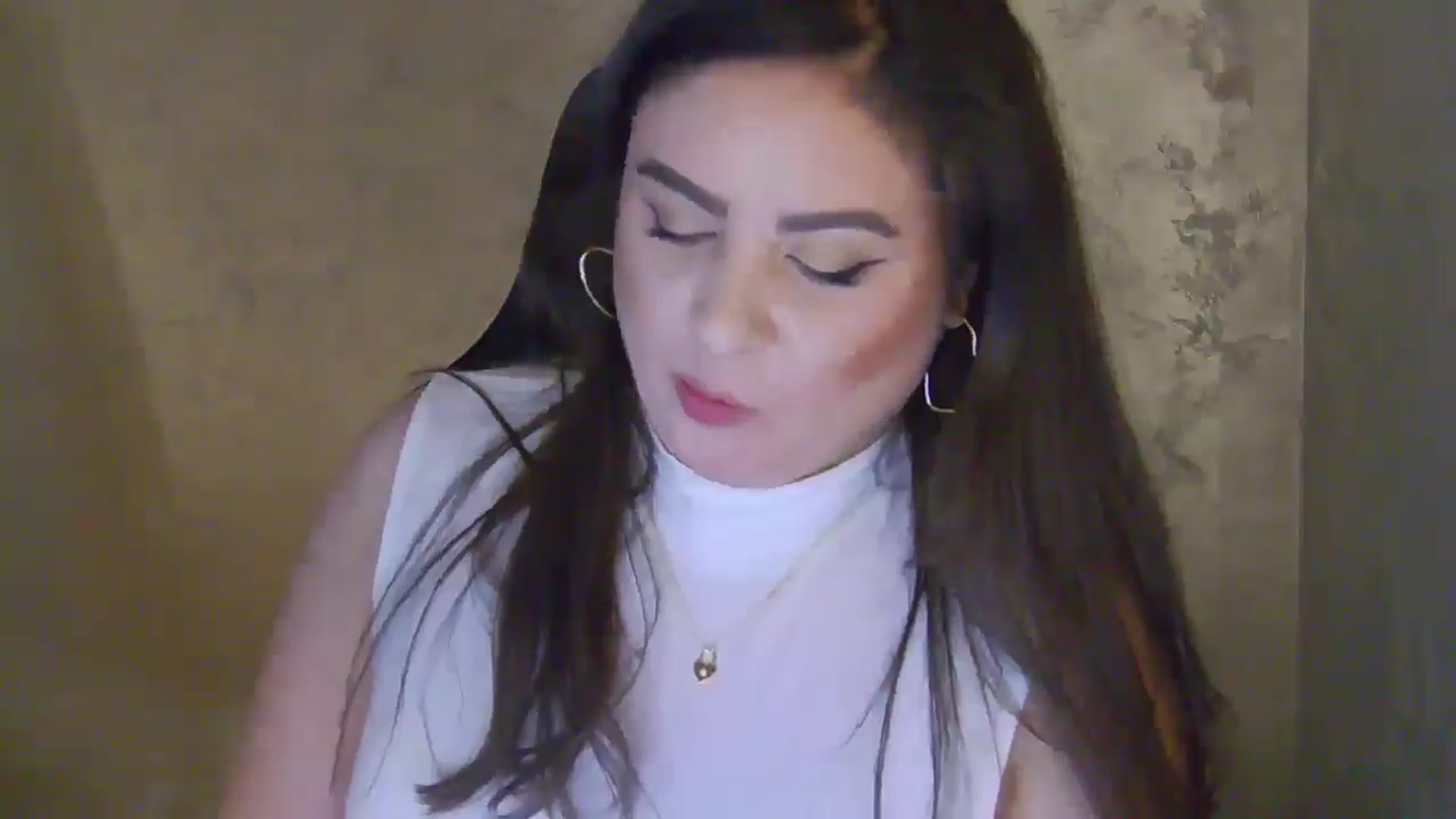 Gallery image thumbnail from NotVanilla's myfreecams stream on, 02/09/2026, 24:54 image 16 of 20