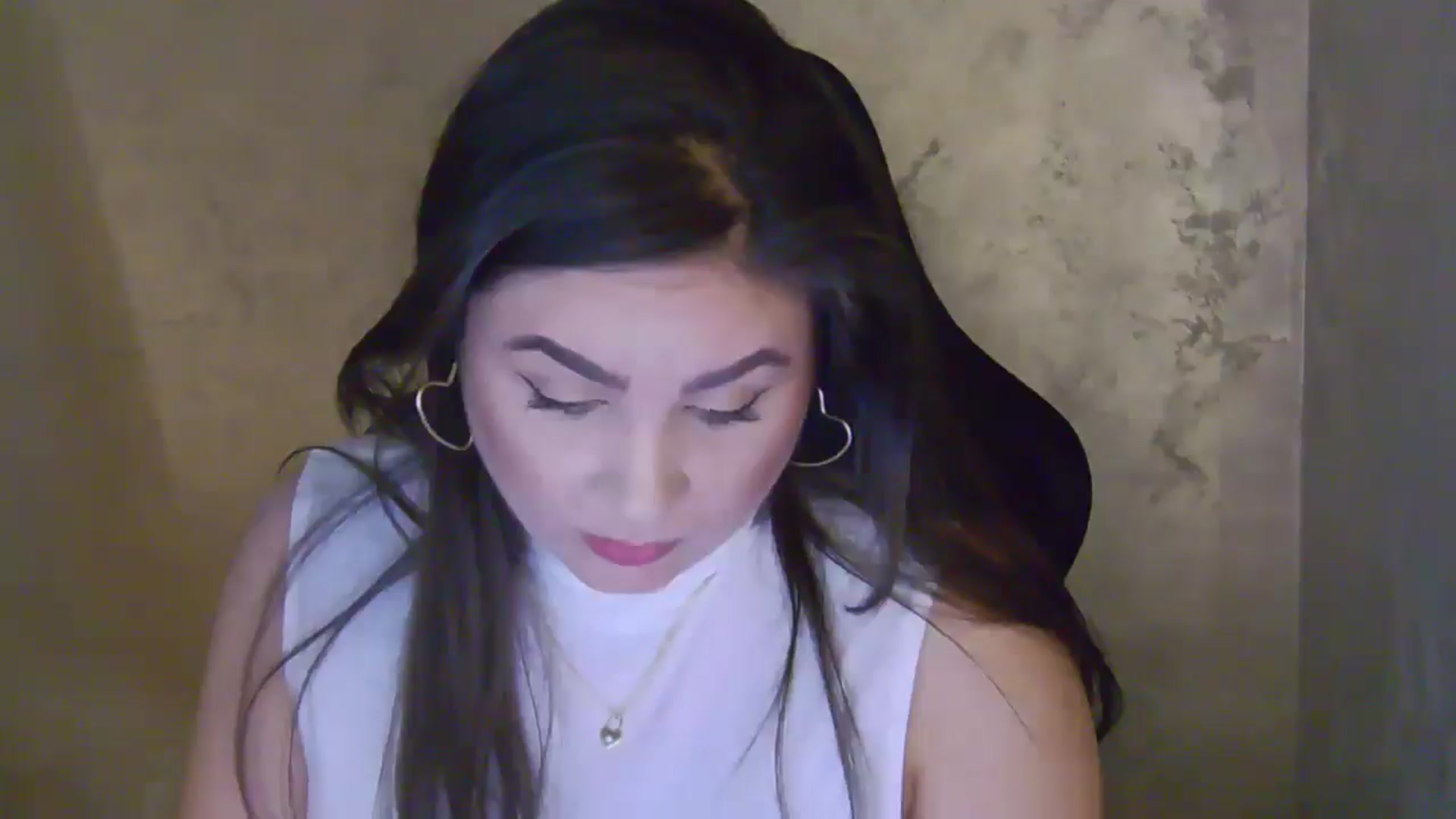 Gallery image thumbnail from NotVanilla's myfreecams stream on, 02/09/2026, 24:54 image 13 of 20