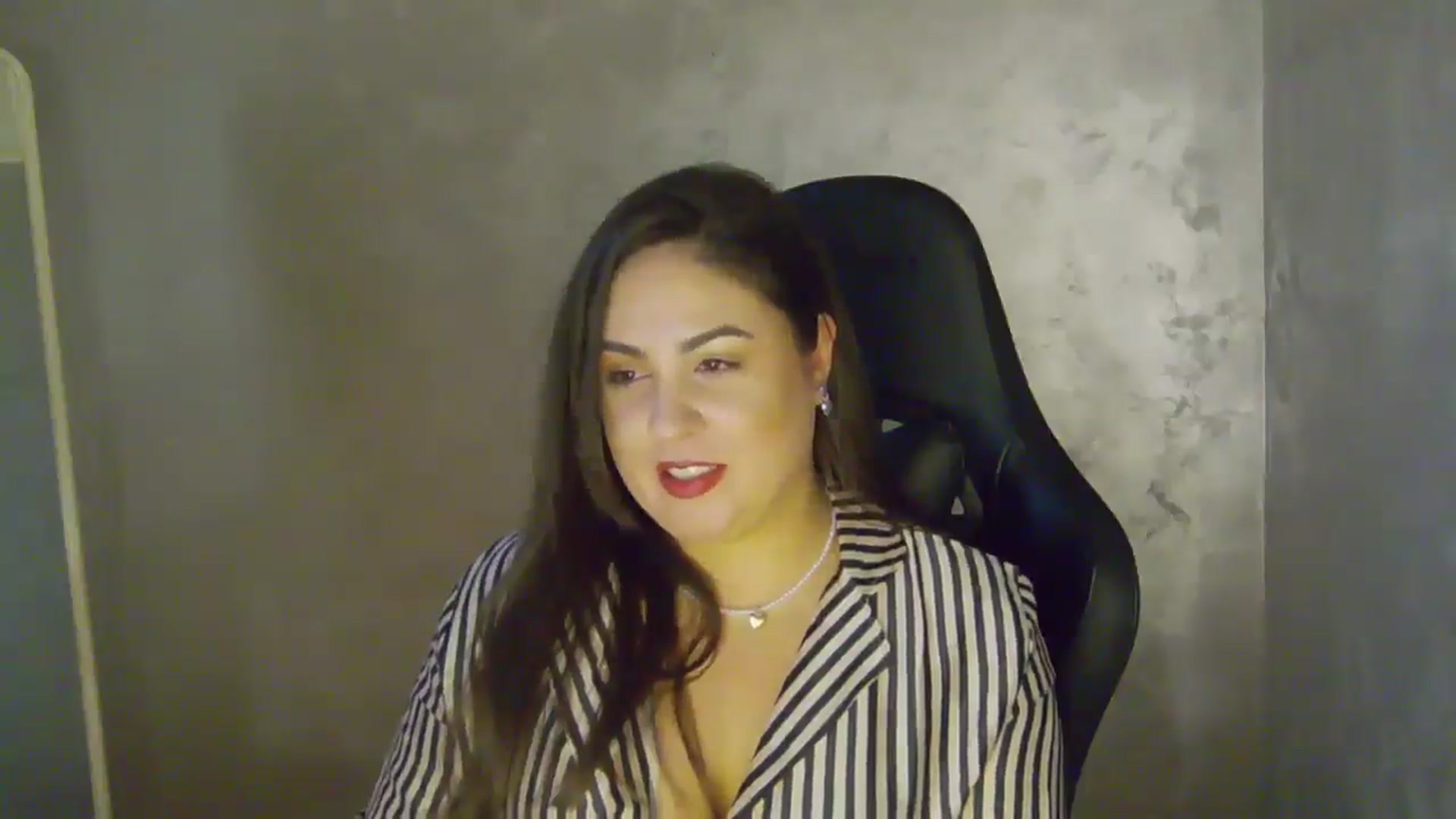 Gallery image thumbnail from NotVanilla's myfreecams stream on, 02/09/2026, 23:46 image 6 of 20