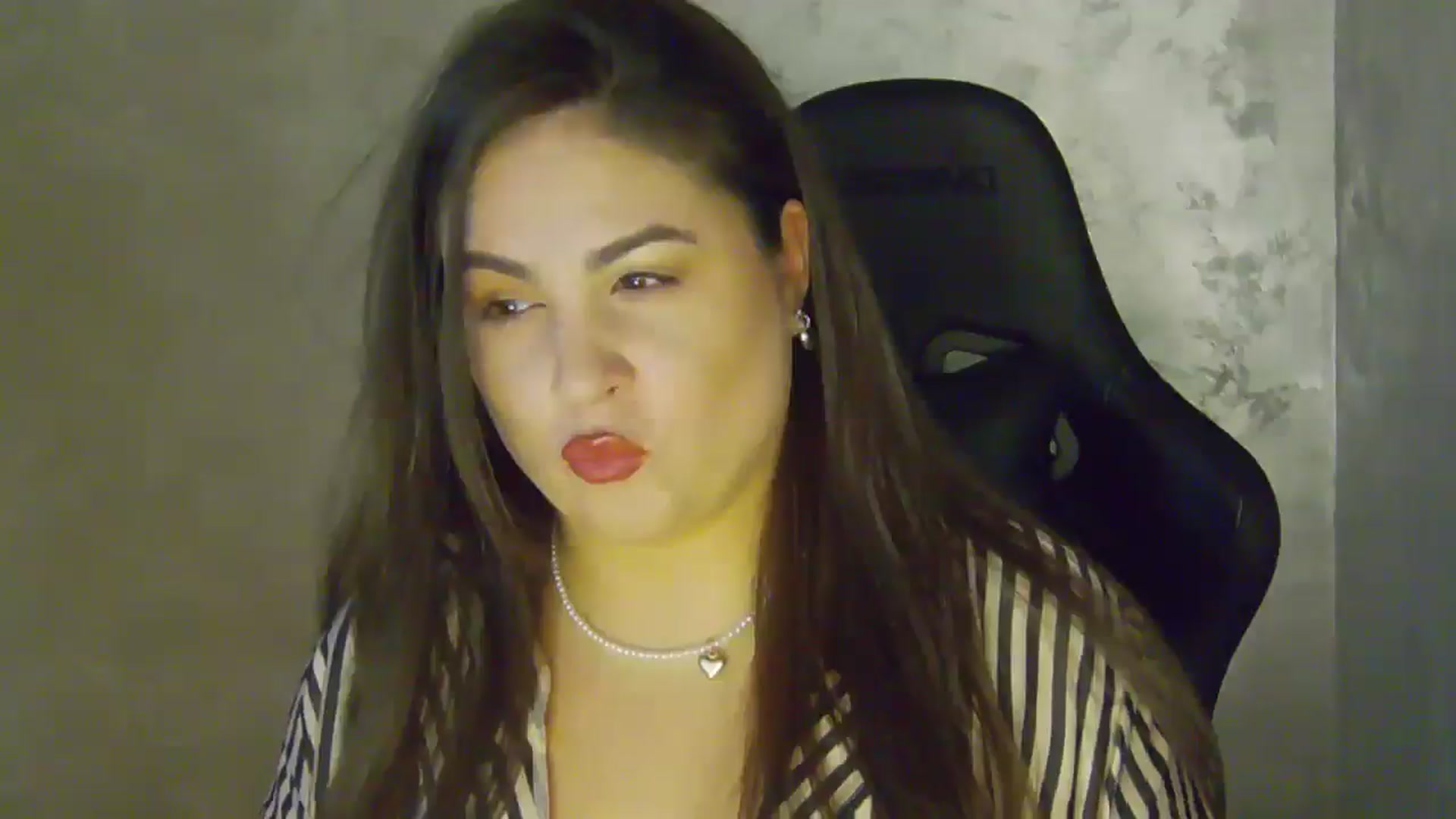 Gallery image thumbnail from NotVanilla's myfreecams stream on, 02/09/2026, 23:46 image 17 of 20