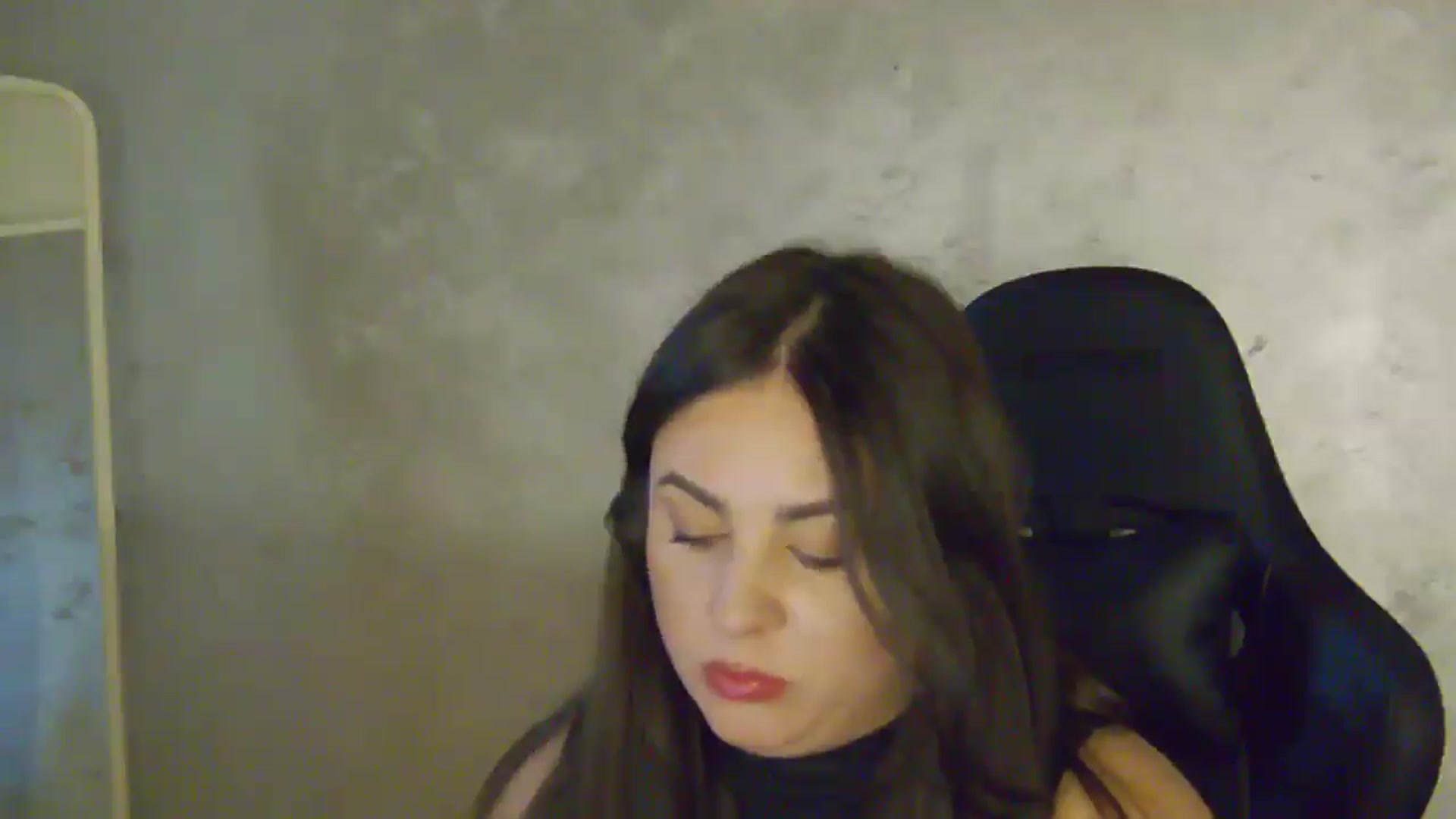 Gallery image thumbnail from NotVanilla's myfreecams stream on, 02/12/2026, 05:34 image 5 of 20