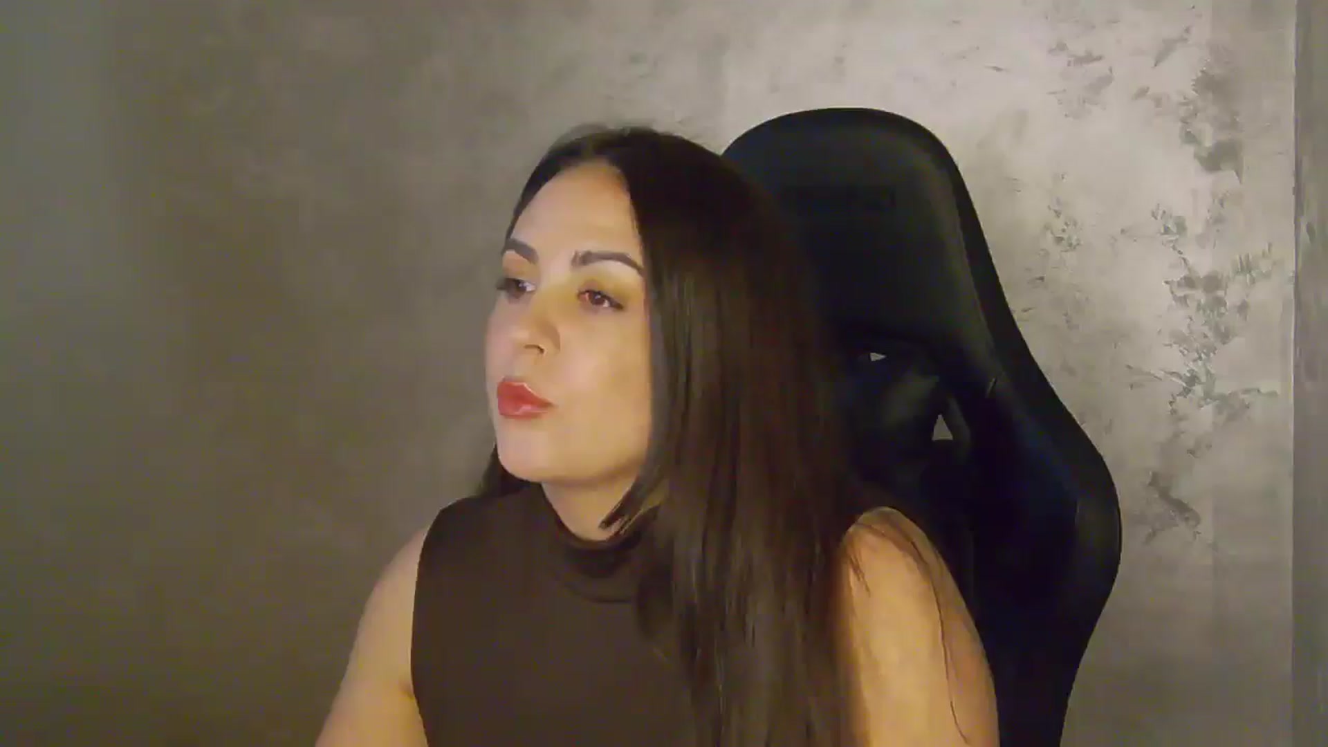 Gallery image thumbnail from NotVanilla's myfreecams stream on, 02/14/2026, 02:32 image 15 of 20