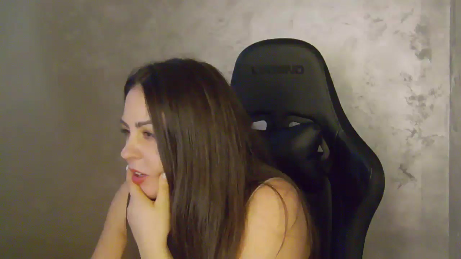 Gallery image thumbnail from NotVanilla's myfreecams stream on, 02/14/2026, 02:32 image 17 of 20