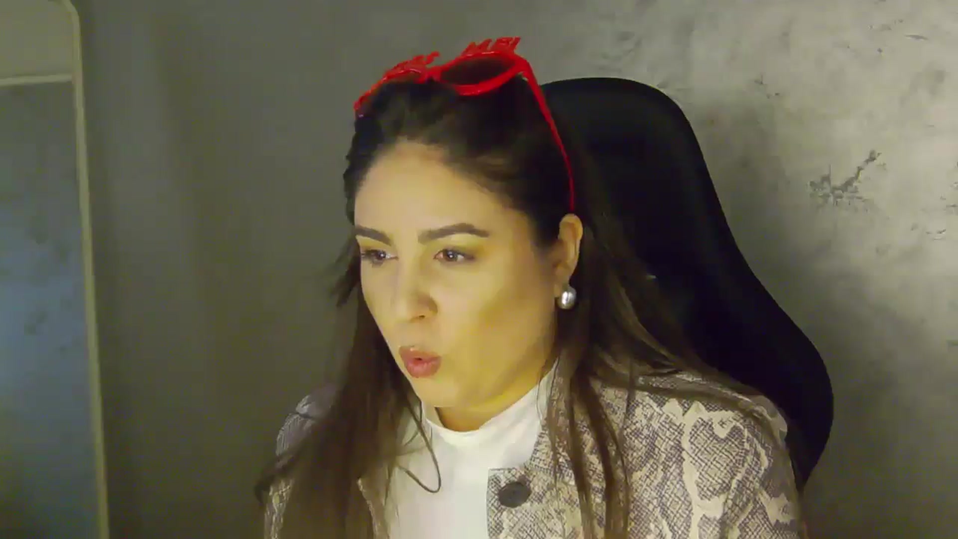 Gallery image thumbnail from NotVanilla's myfreecams stream on, 02/15/2026, 24:01 image 18 of 20