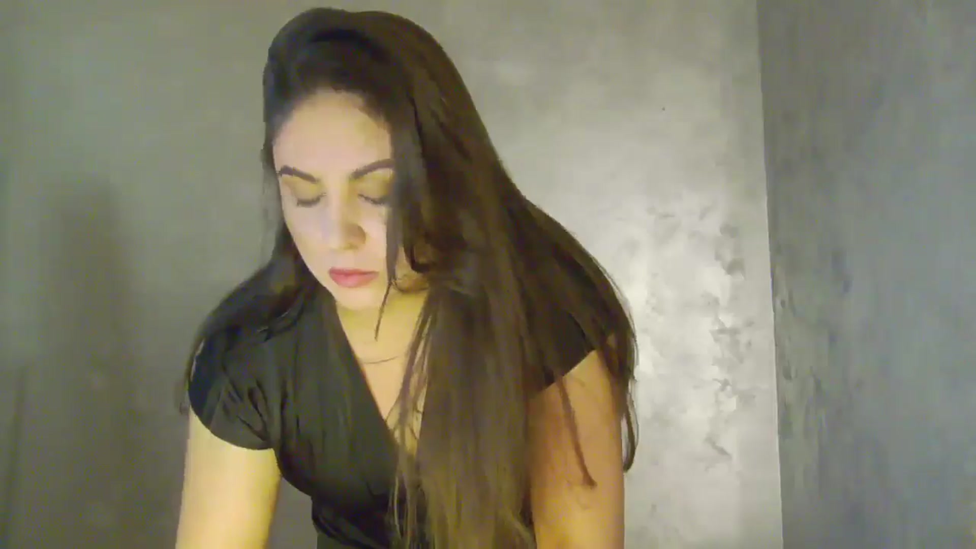 Gallery image thumbnail from NotVanilla's myfreecams stream on, 02/17/2026, 02:31 image 14 of 20