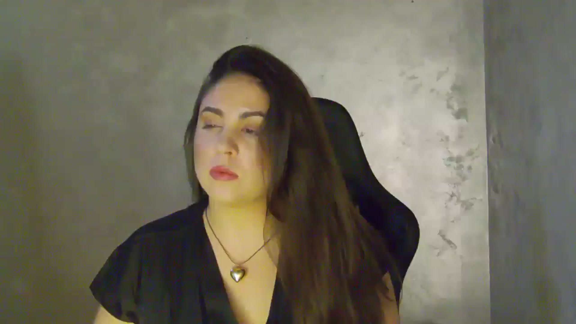 Gallery image thumbnail from NotVanilla's myfreecams stream on, 02/17/2026, 02:31 image 15 of 20