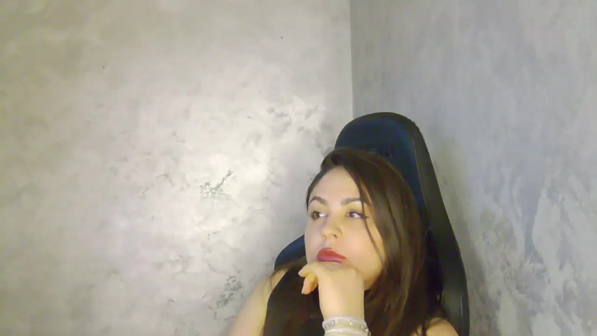 Gallery image thumbnail from NotVanilla's myfreecams stream on, 02/18/2026, 05:34 image 11 of 20