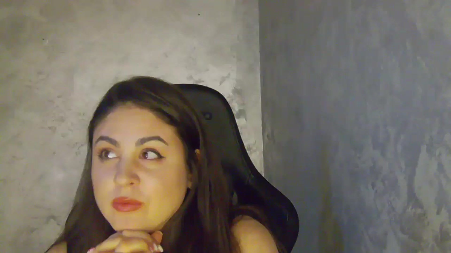 Gallery image thumbnail from NotVanilla's myfreecams stream on, 02/18/2026, 05:34 image 17 of 20