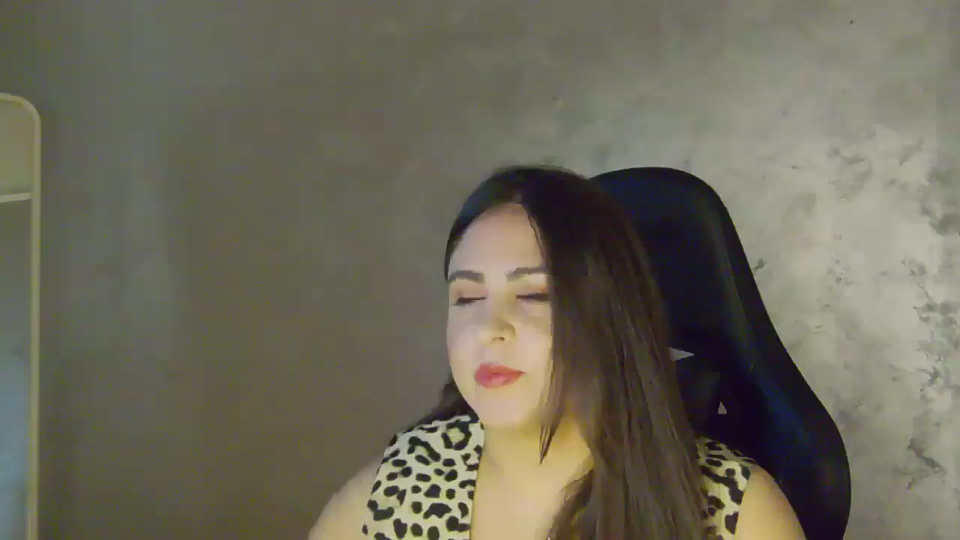 Gallery image thumbnail from NotVanilla's myfreecams stream on, 02/19/2026, 03:05 image 3 of 20