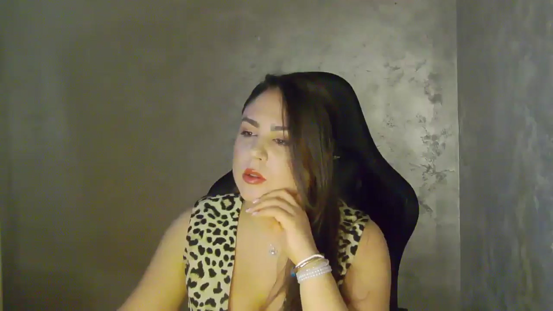 Gallery image thumbnail from NotVanilla's myfreecams stream on, 02/19/2026, 05:47 image 4 of 20