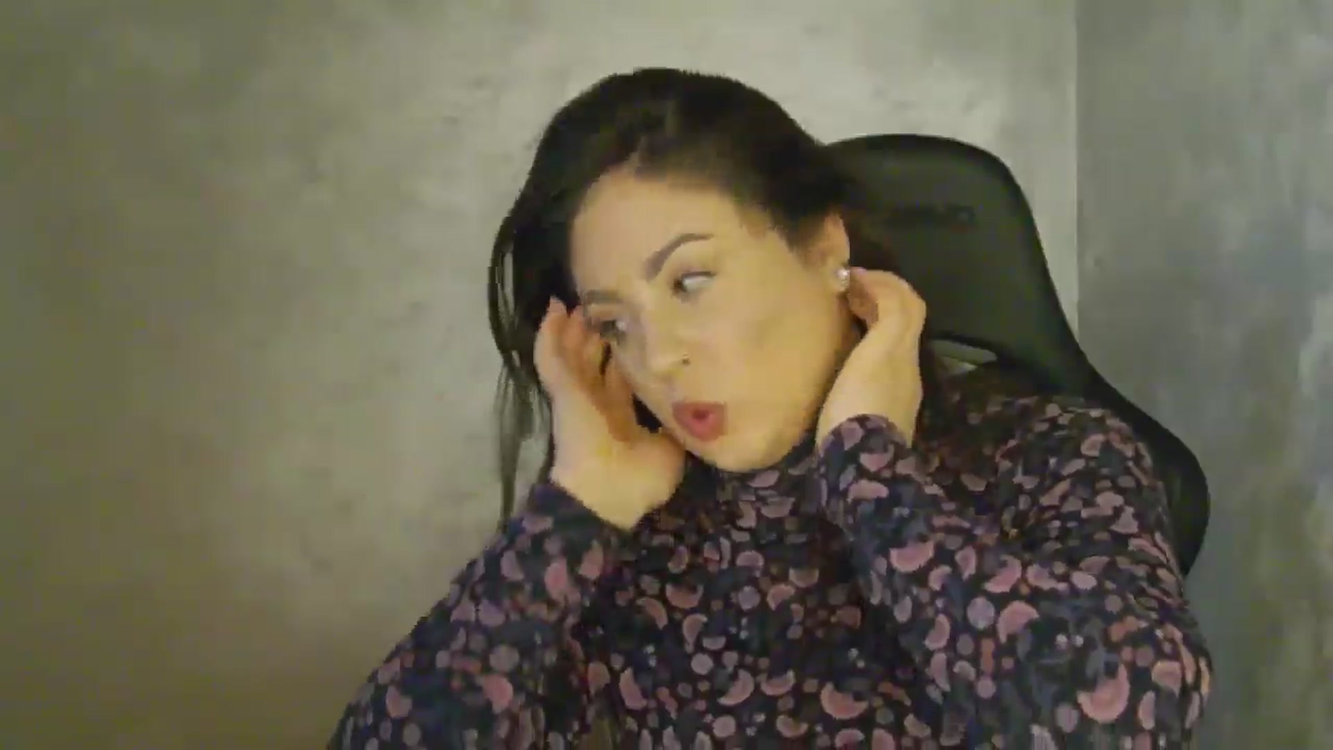 Gallery image thumbnail from NotVanilla's myfreecams stream on, 02/27/2026, 23:57 image 5 of 20