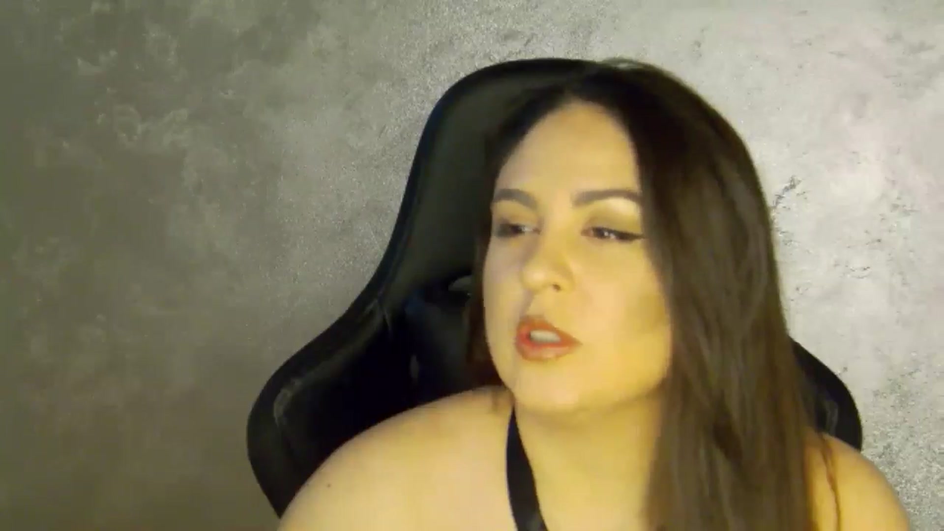 Gallery image thumbnail from NotVanilla's myfreecams stream on, 03/01/2026, 24:09 image 9 of 20