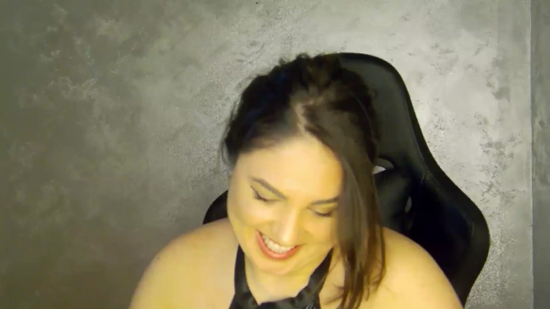 Gallery image thumbnail from NotVanilla's myfreecams stream on, 03/01/2026, 01:03 image 9 of 20