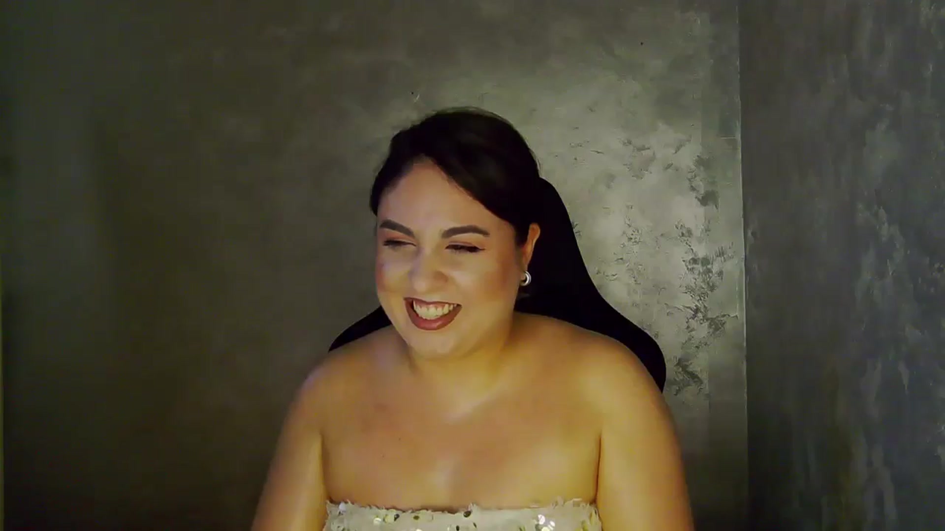 Gallery image thumbnail from NotVanilla's myfreecams stream on, 03/16/2026, 02:35 image 17 of 20