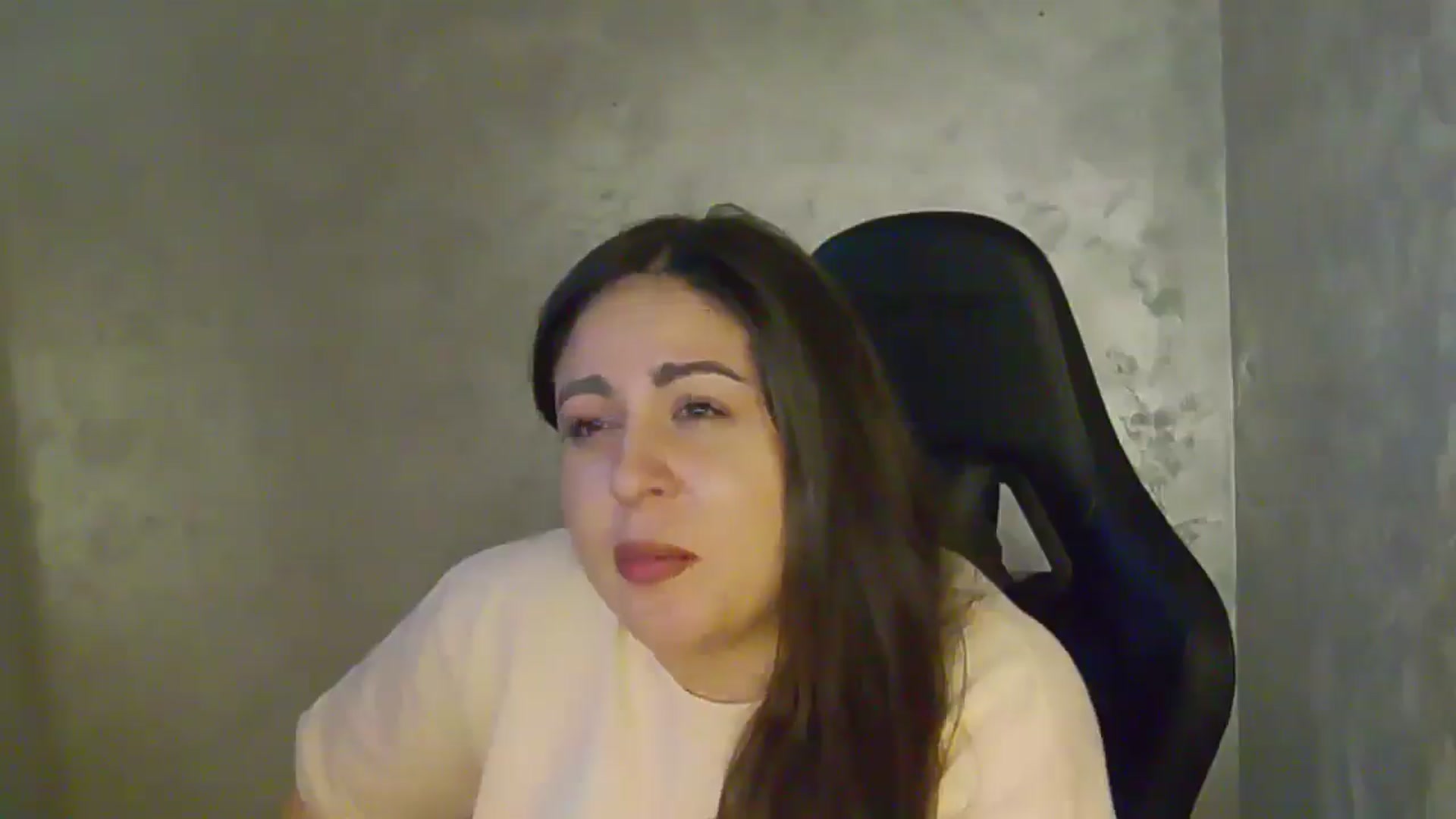 Gallery image thumbnail from NotVanilla's myfreecams stream on, 03/18/2026, 01:16 image 8 of 20