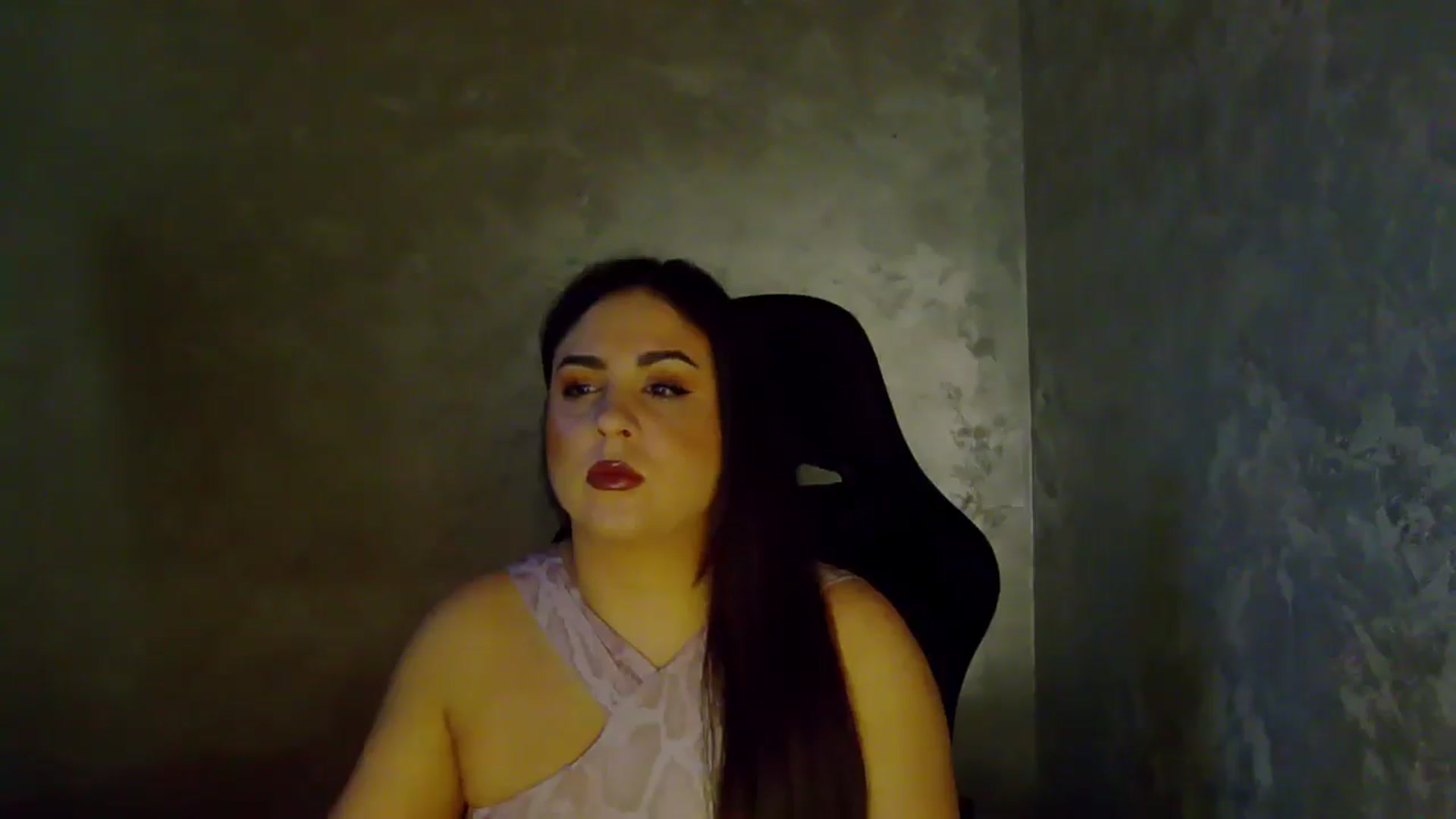 Gallery image thumbnail from NotVanilla's myfreecams stream on, 03/19/2026, 24:40 image 7 of 20