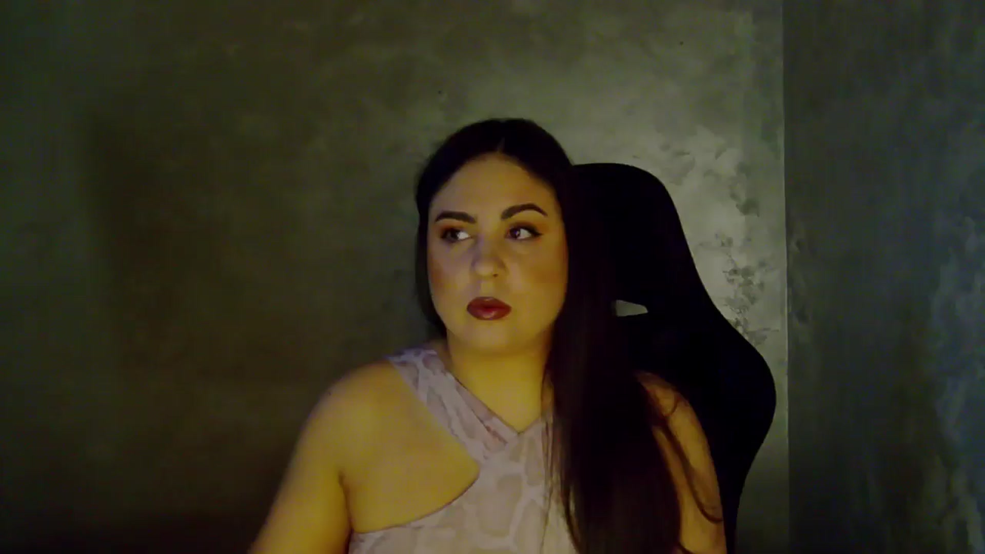 Gallery image thumbnail from NotVanilla's myfreecams stream on, 03/19/2026, 24:40 image 4 of 20