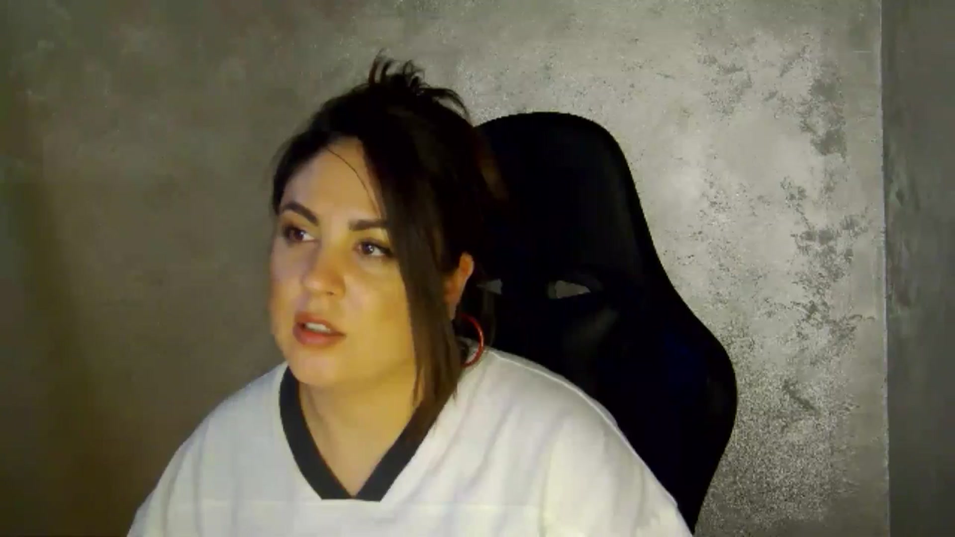 Gallery image thumbnail from NotVanilla's myfreecams stream on, 03/20/2026, 05:39 image 8 of 20