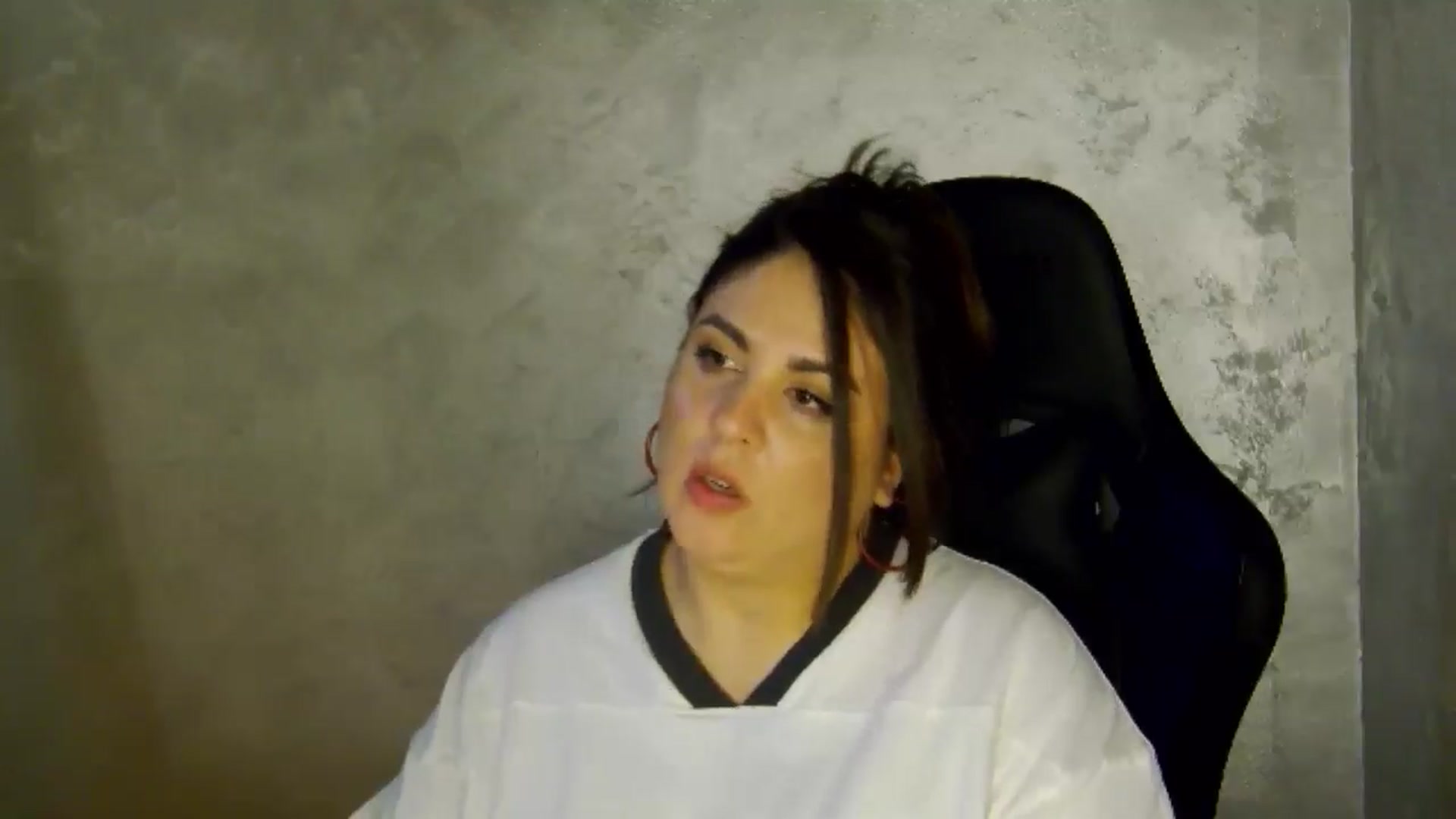 Gallery image thumbnail from NotVanilla's myfreecams stream on, 03/20/2026, 05:39 image 15 of 20