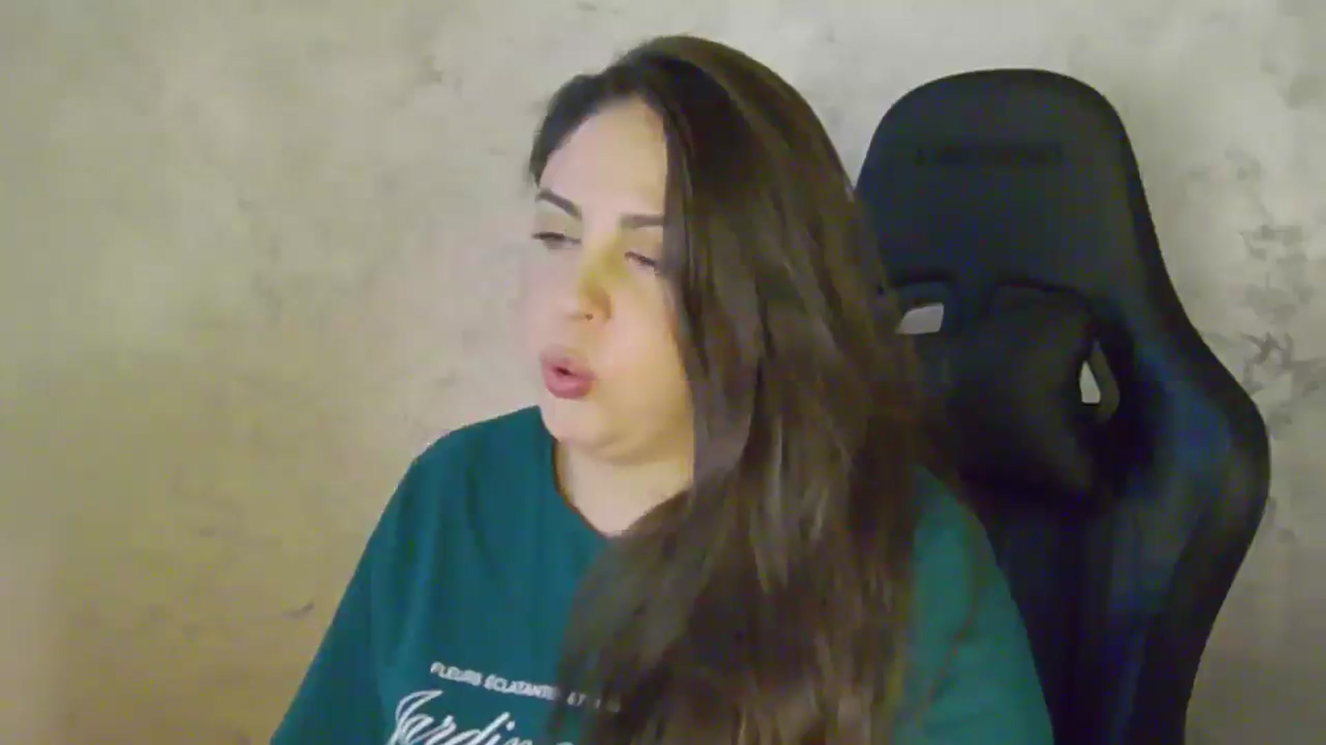 Gallery image thumbnail from NotVanilla's myfreecams stream on, 03/26/2026, 06:09 image 16 of 20