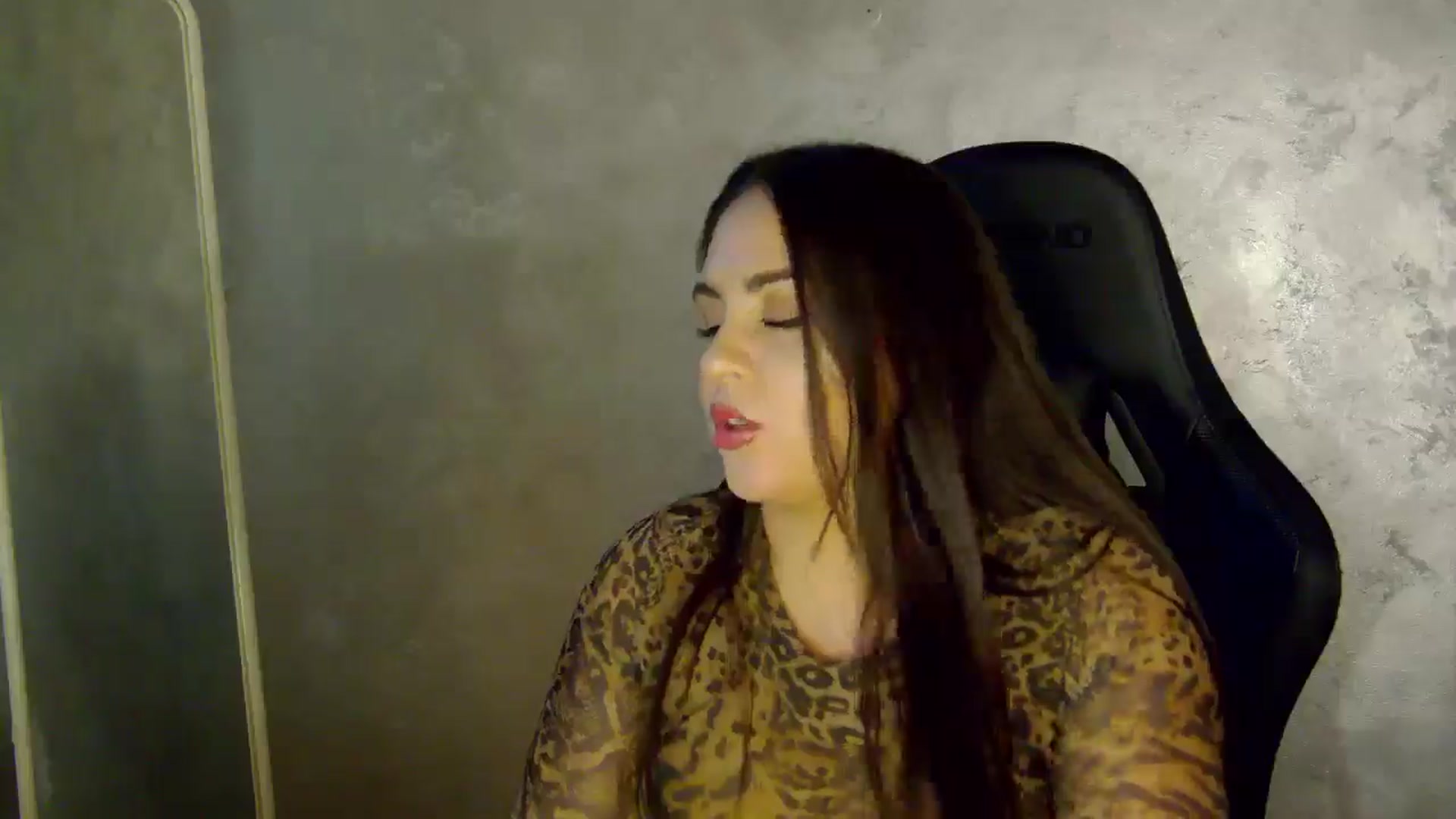 Gallery image thumbnail from NotVanilla's myfreecams stream on, 03/28/2026, 24:25 image 15 of 20