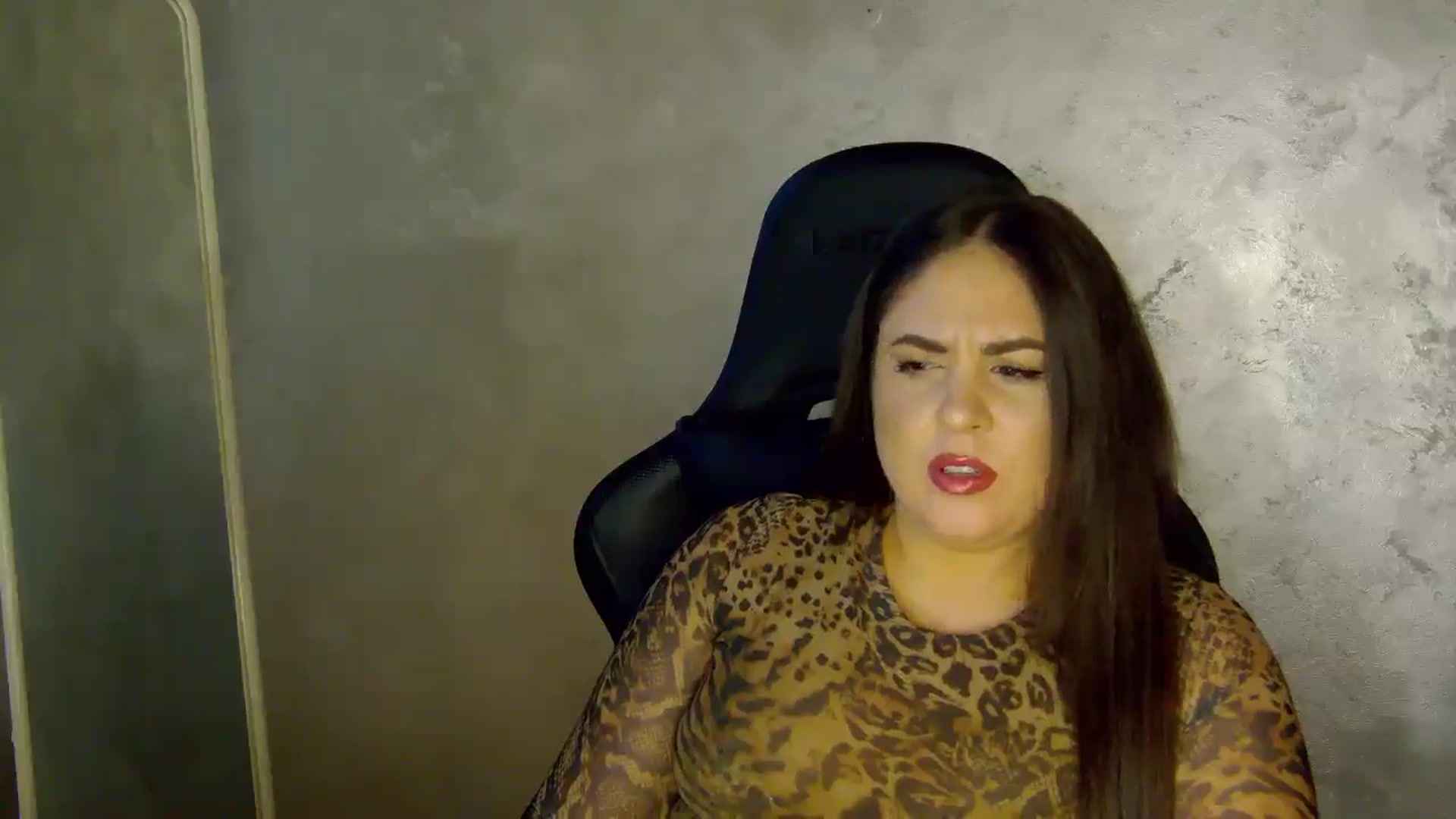 Gallery image thumbnail from NotVanilla's myfreecams stream on, 03/28/2026, 24:25 image 6 of 20