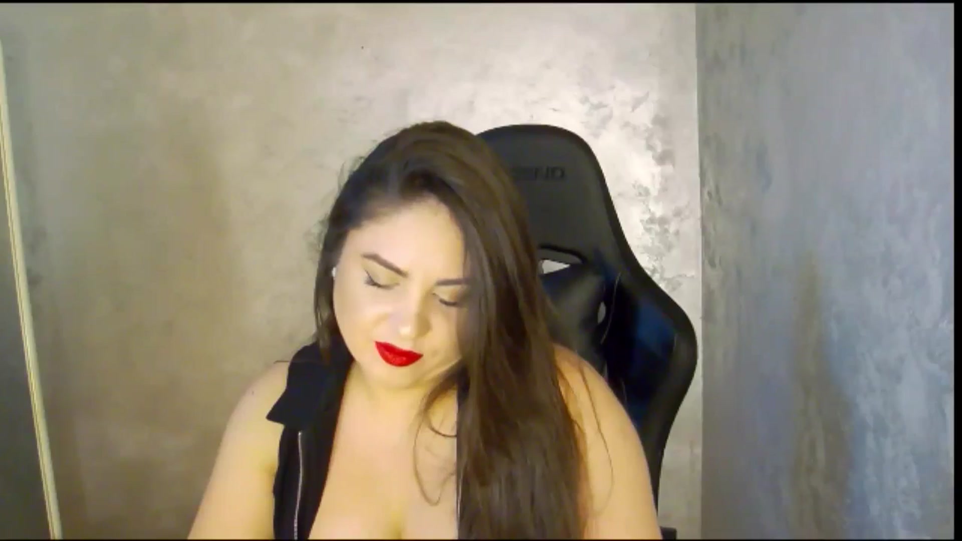 Gallery image thumbnail from NotVanilla's myfreecams stream on, 03/29/2026, 04:39 image 5 of 20